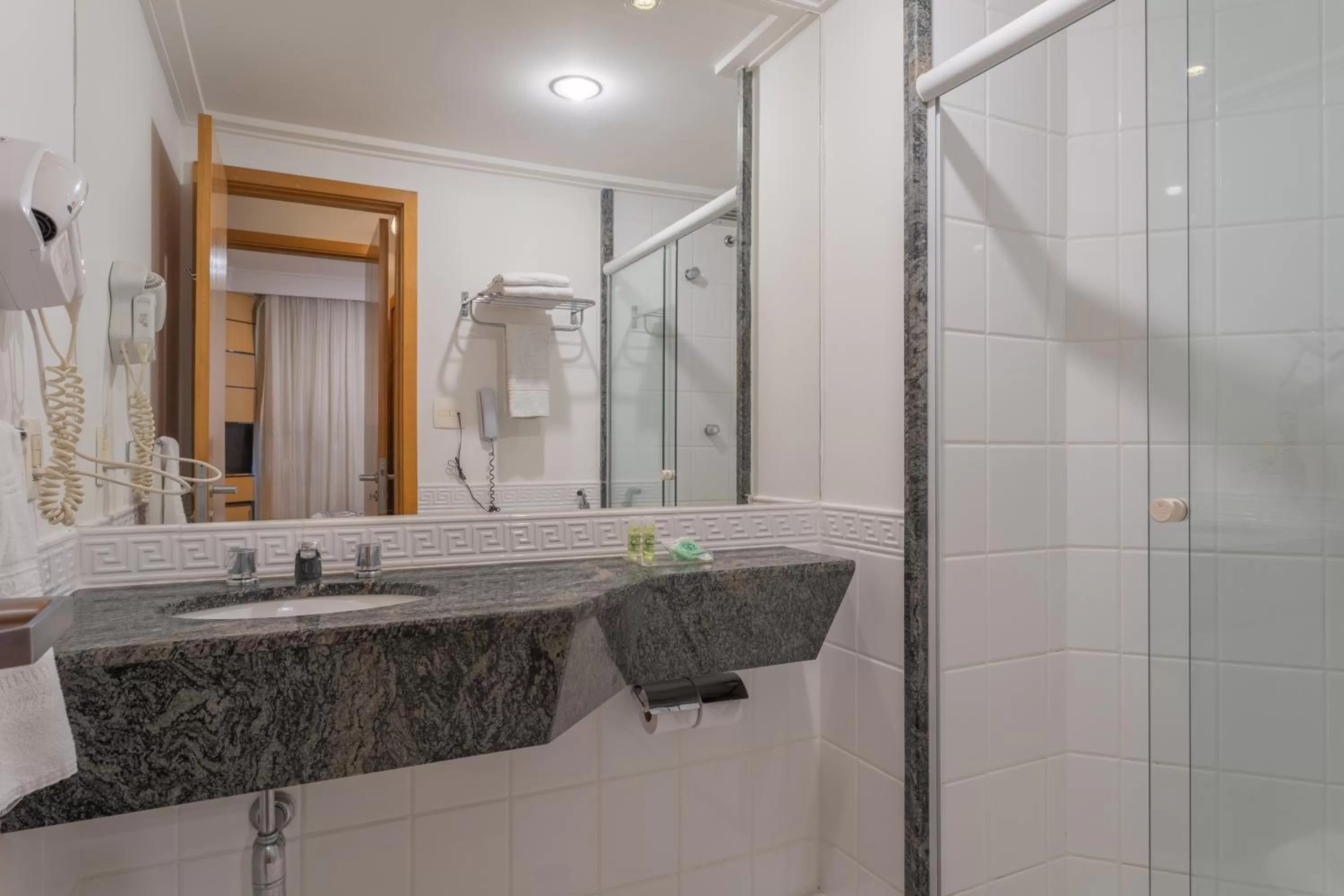 Shower in Green Place Ibirapuera