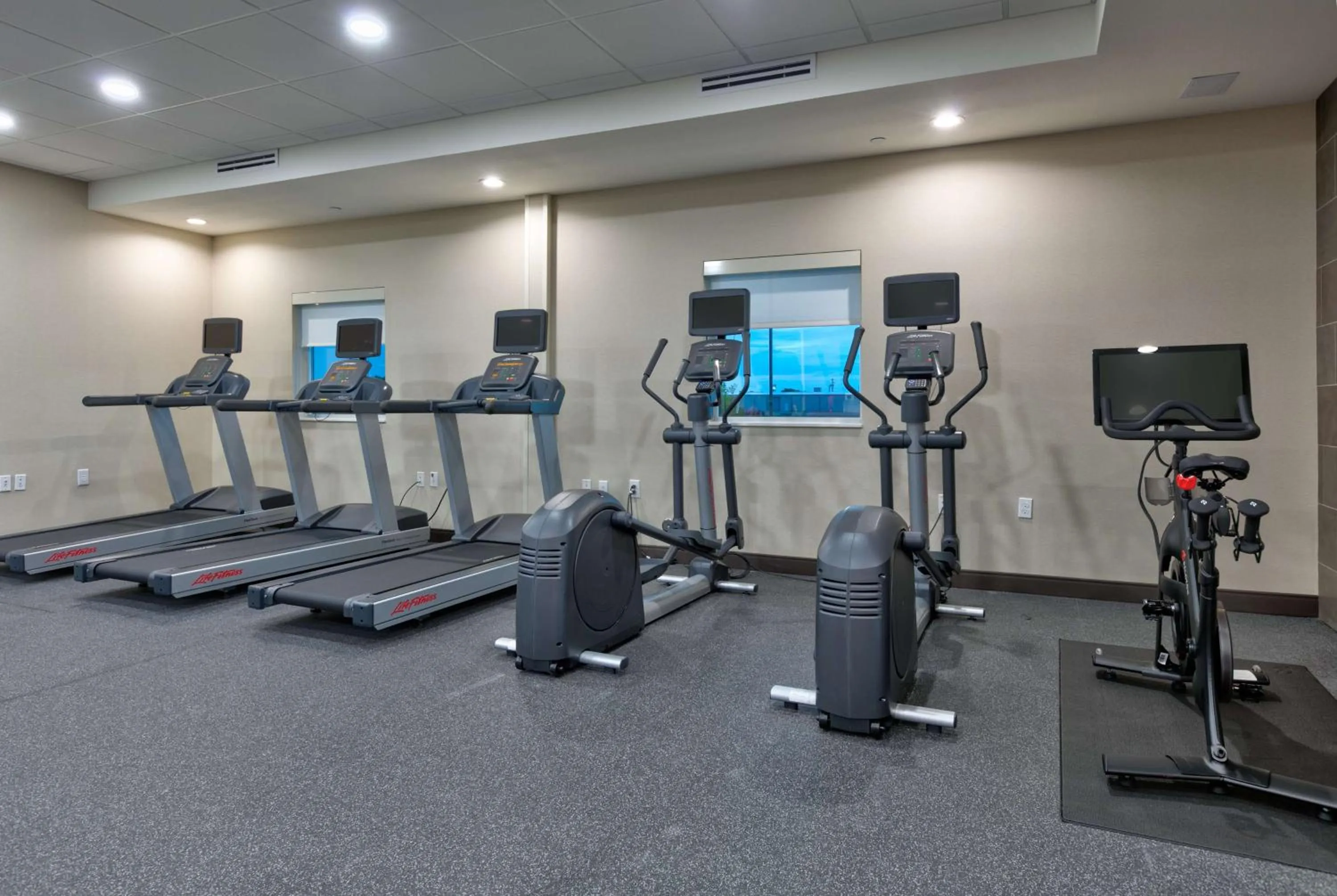 Fitness centre/facilities in Home2 Suites By Hilton El Campo