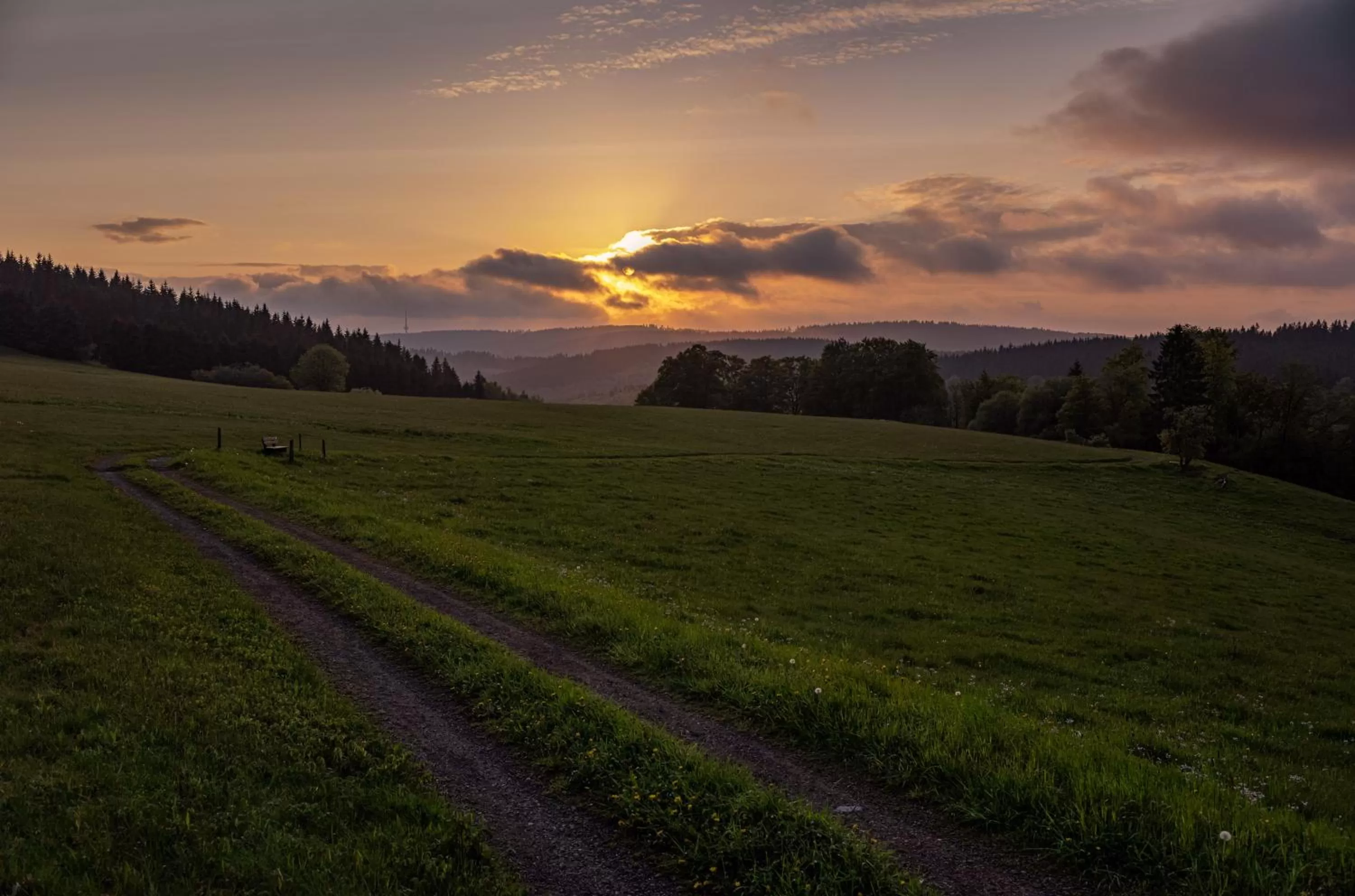 Natural landscape in Romantik Berghotel Astenkrone