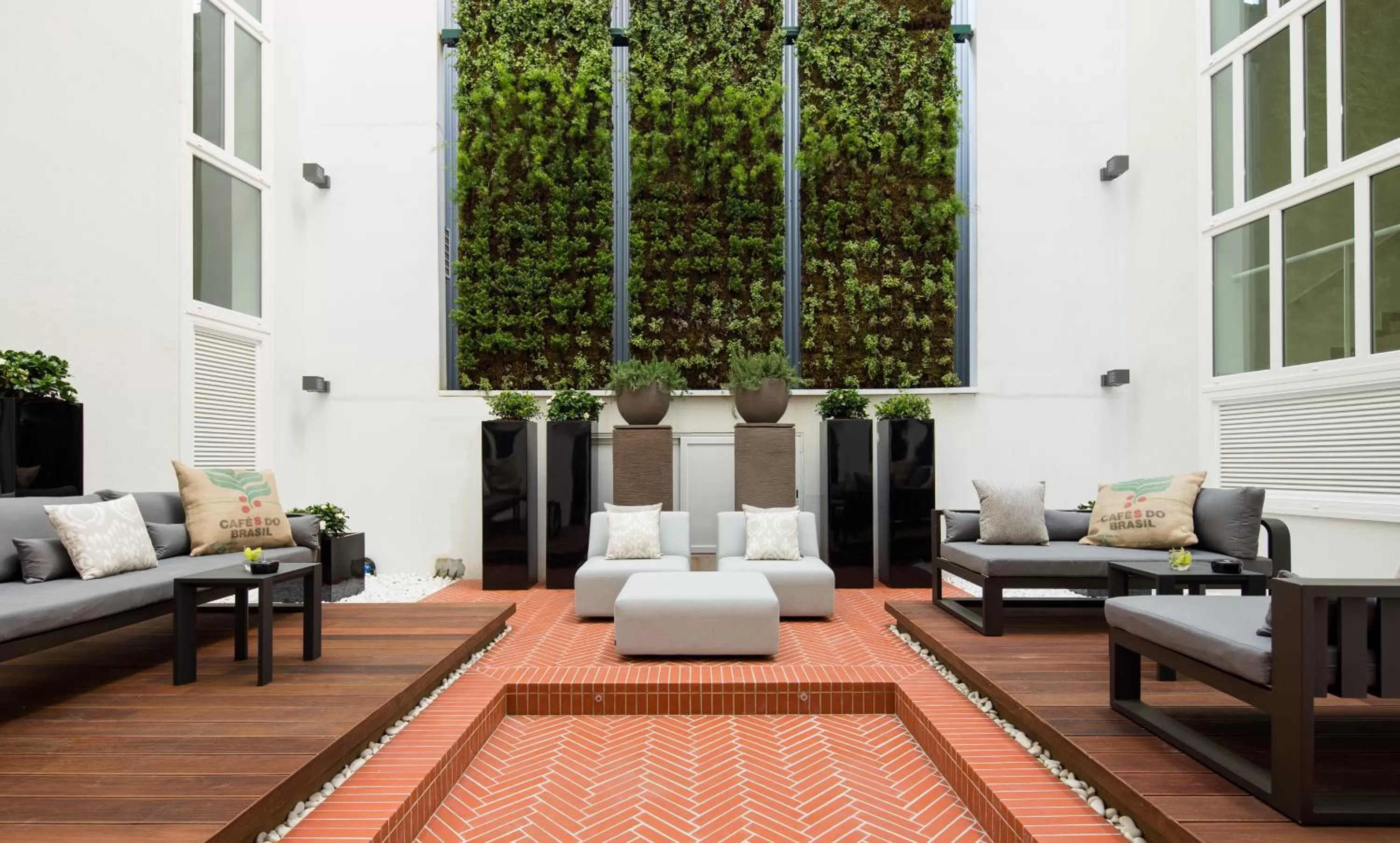 Patio in Pestana Porto - A Brasileira, City Center & Heritage Building