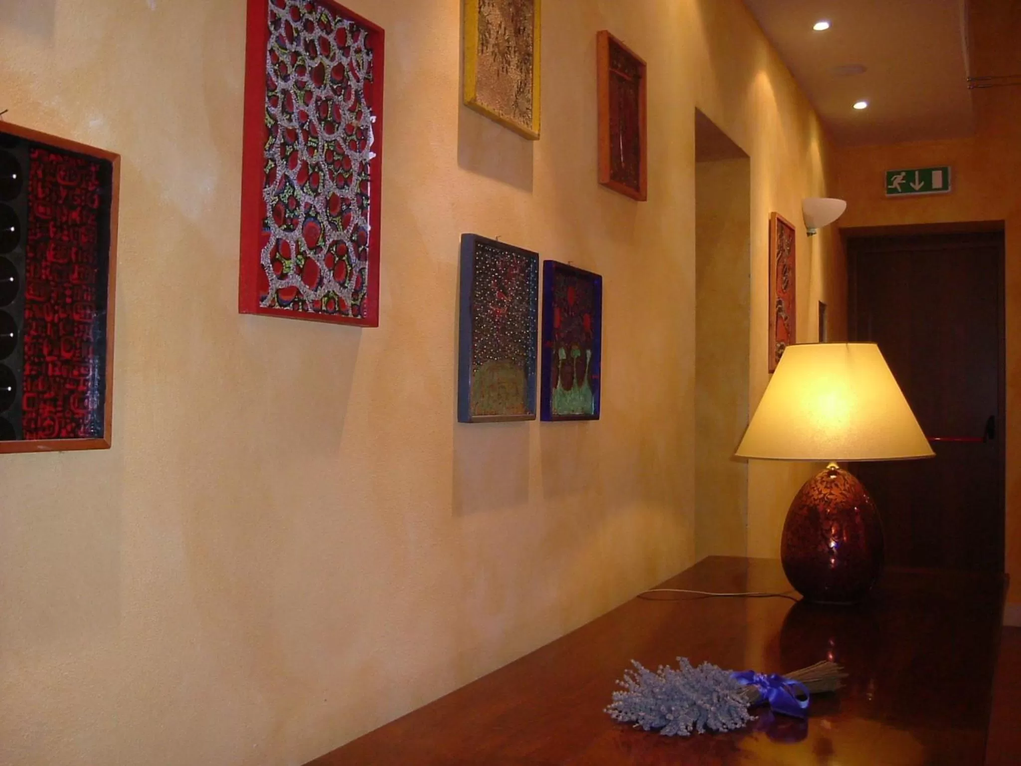 Communal lounge/ TV room in Hotel De Prati