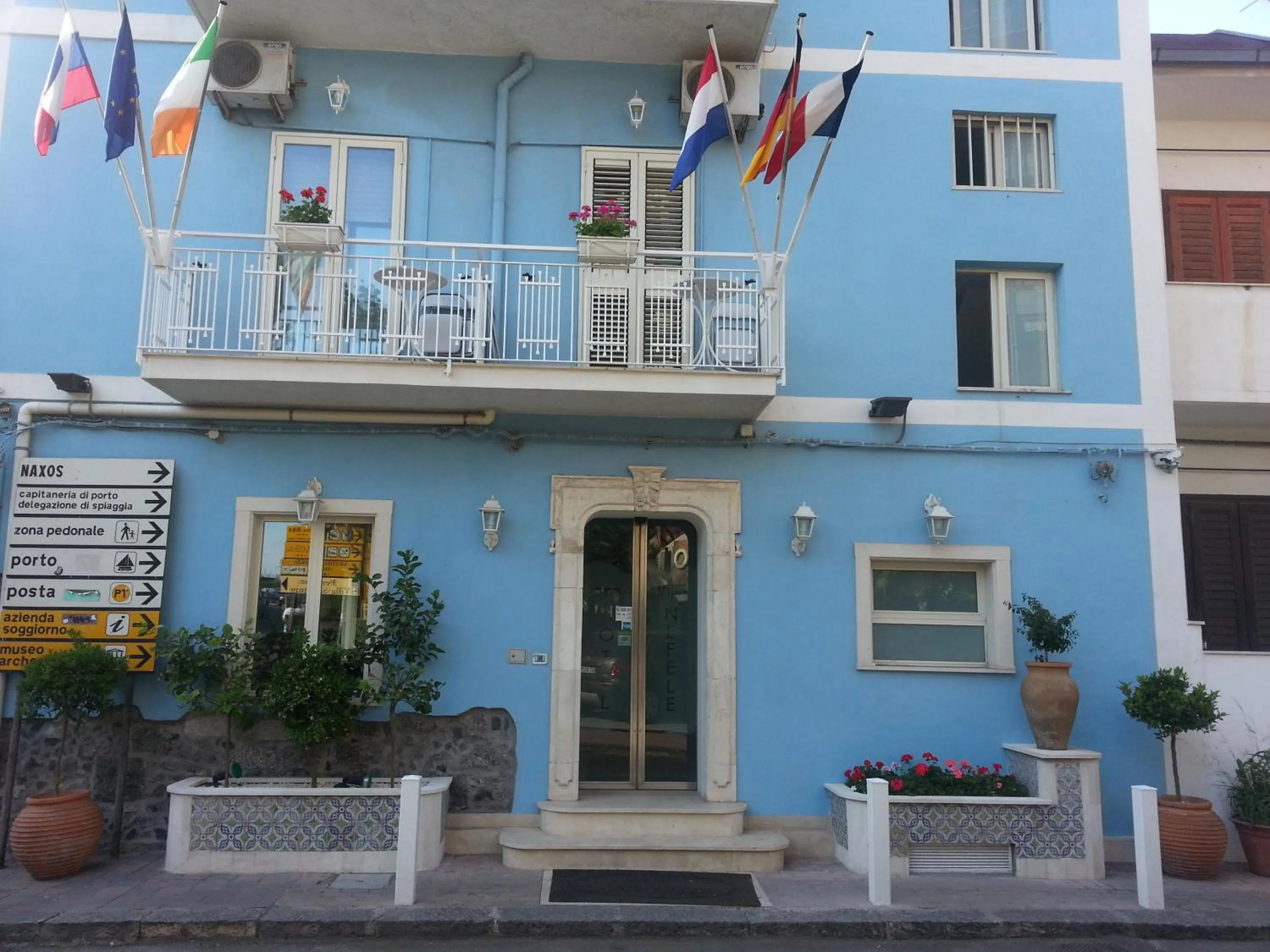 Facade/entrance in Hotel Villa Nefele