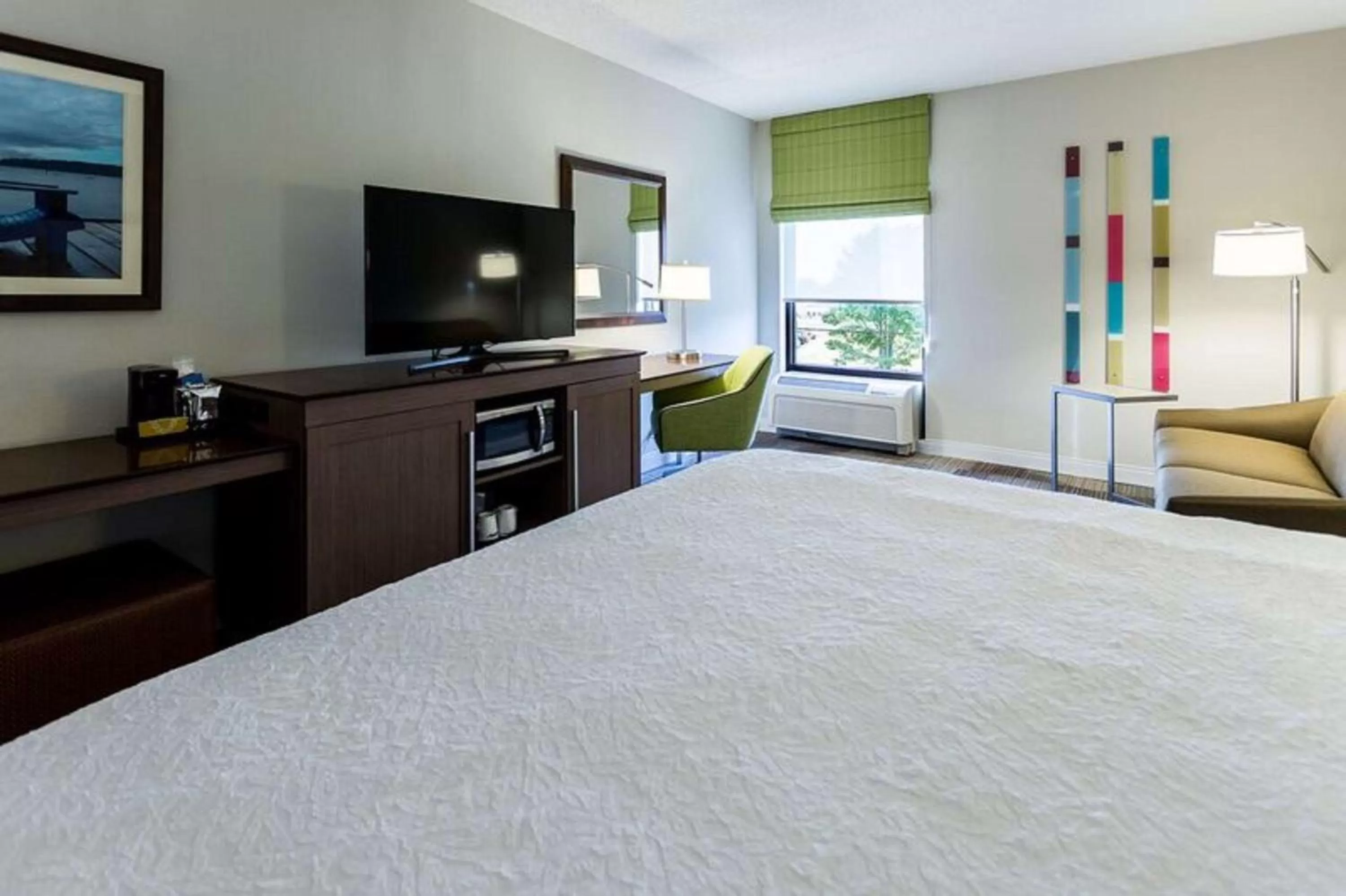 Bed in Hampton Inn Somerset