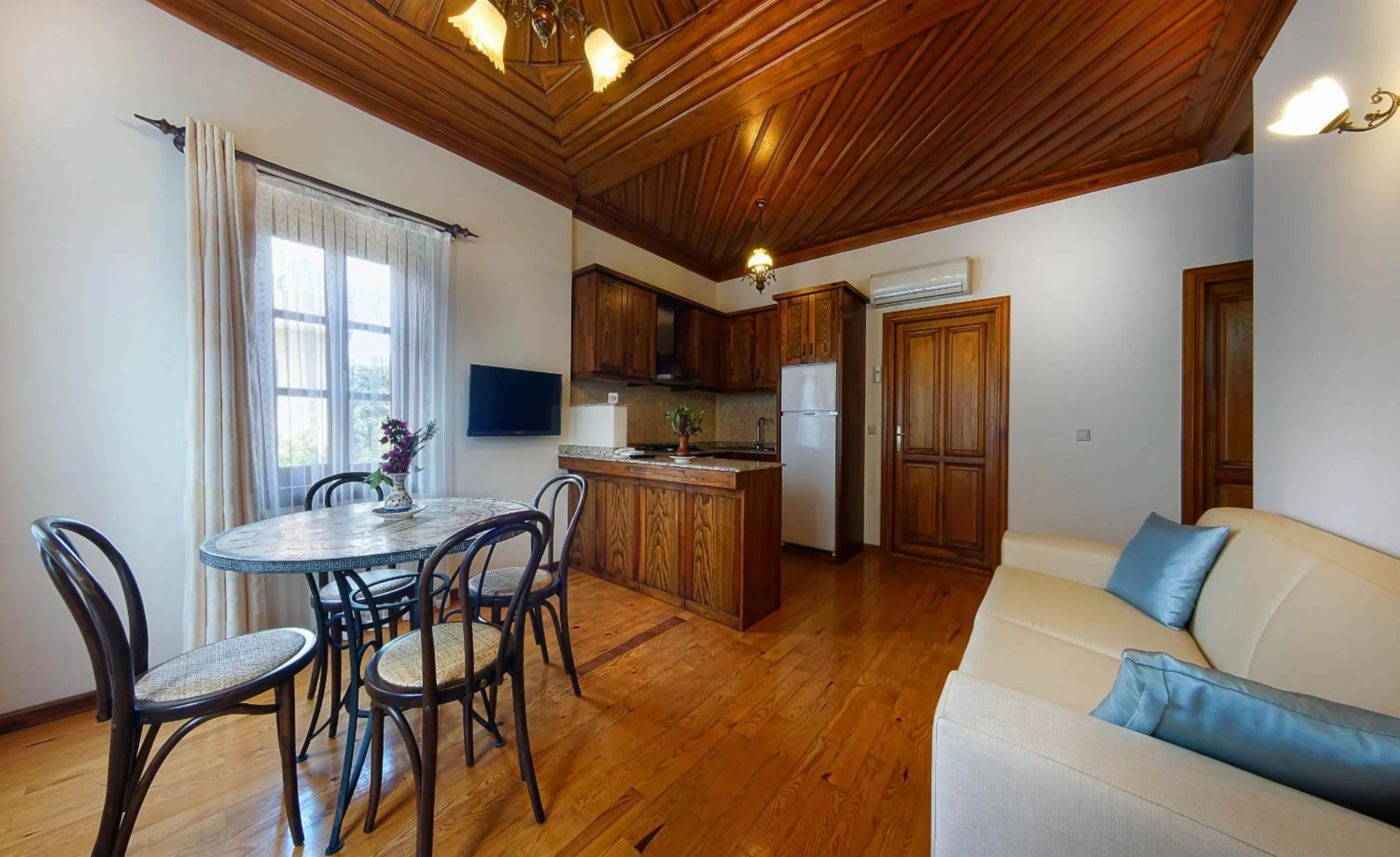 Living room in Minyon Hotel