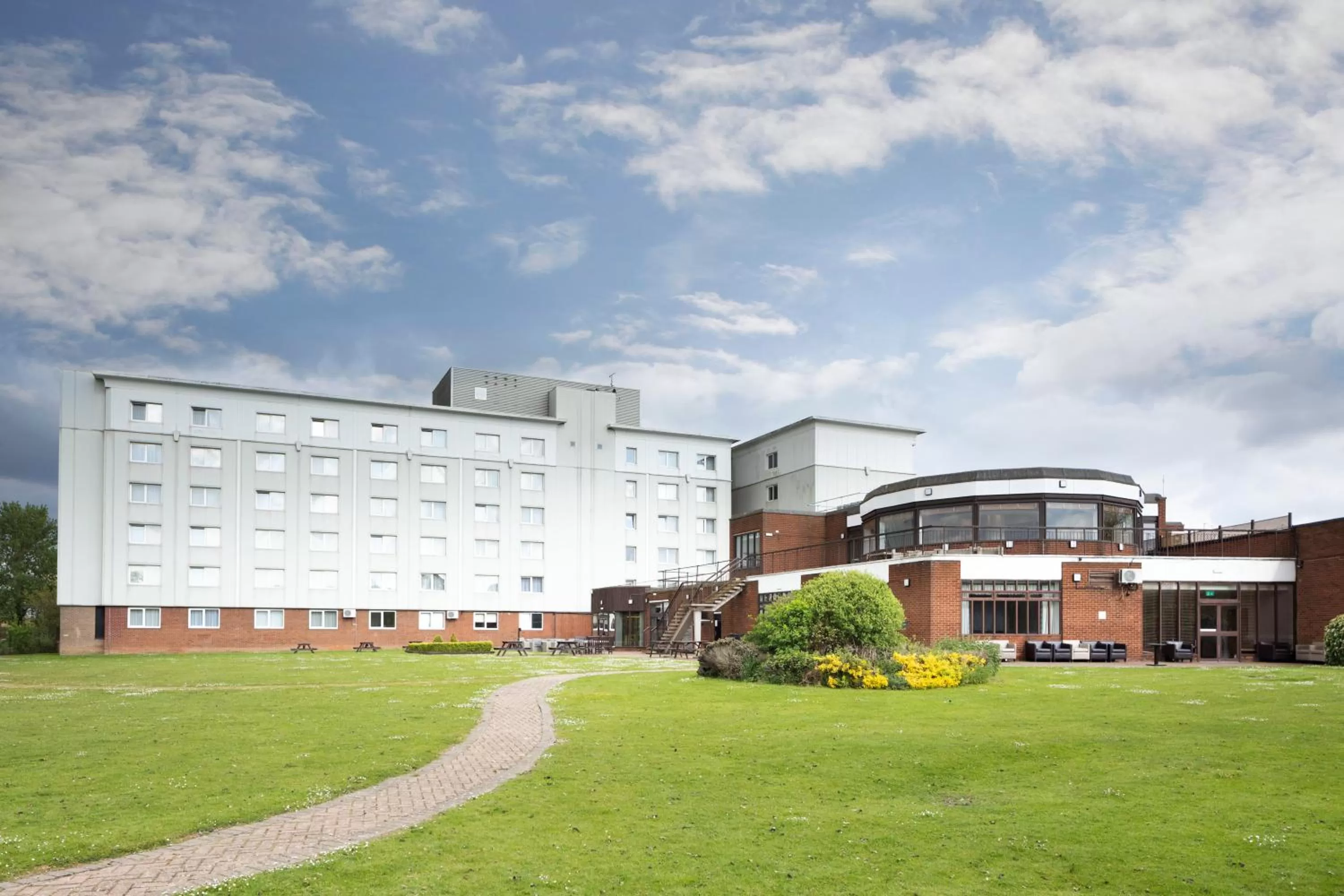 Property building in Holiday Inn Basildon by IHG