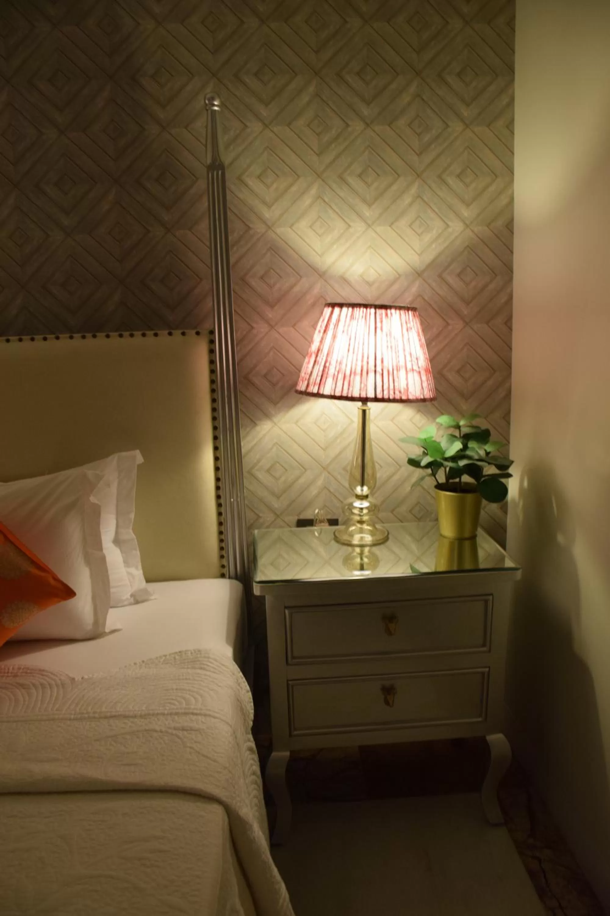 Bed in Dileep Kothi - A Royal Boutique Luxury Suites in Jaipur