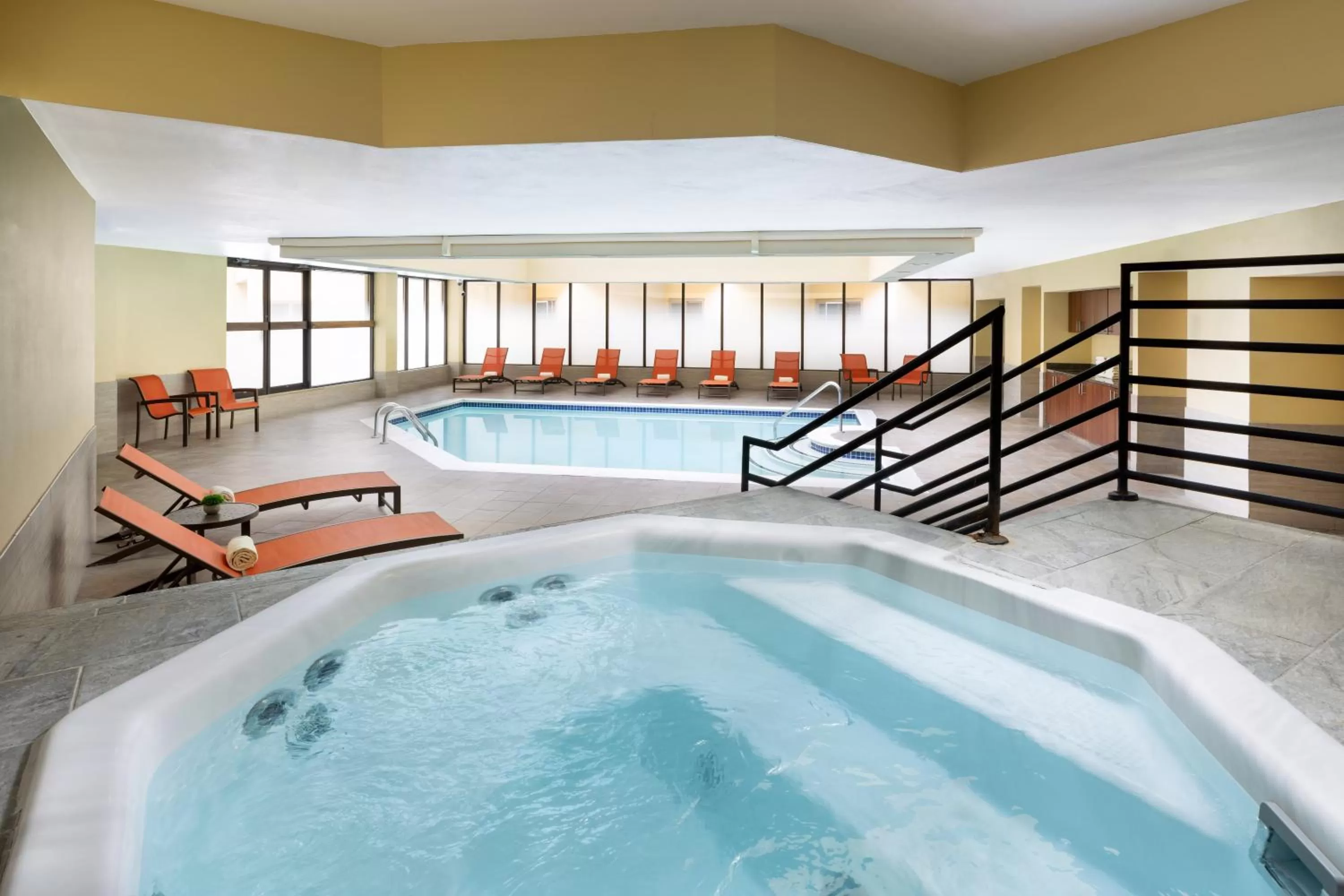 Hot Tub in Elevation Hotel & Spa