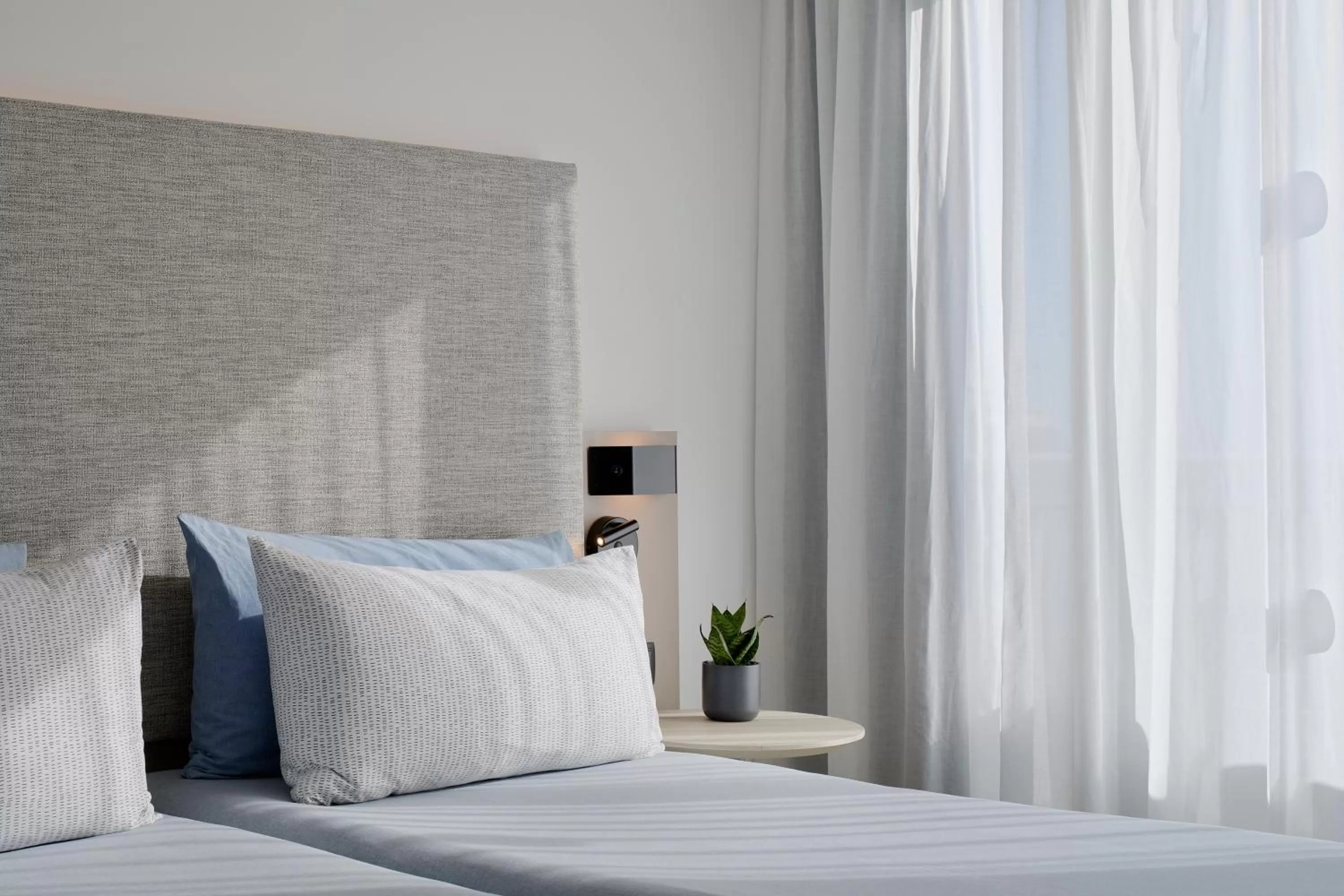 Bed in INNSiDE by Meliá Barcelona Apolo