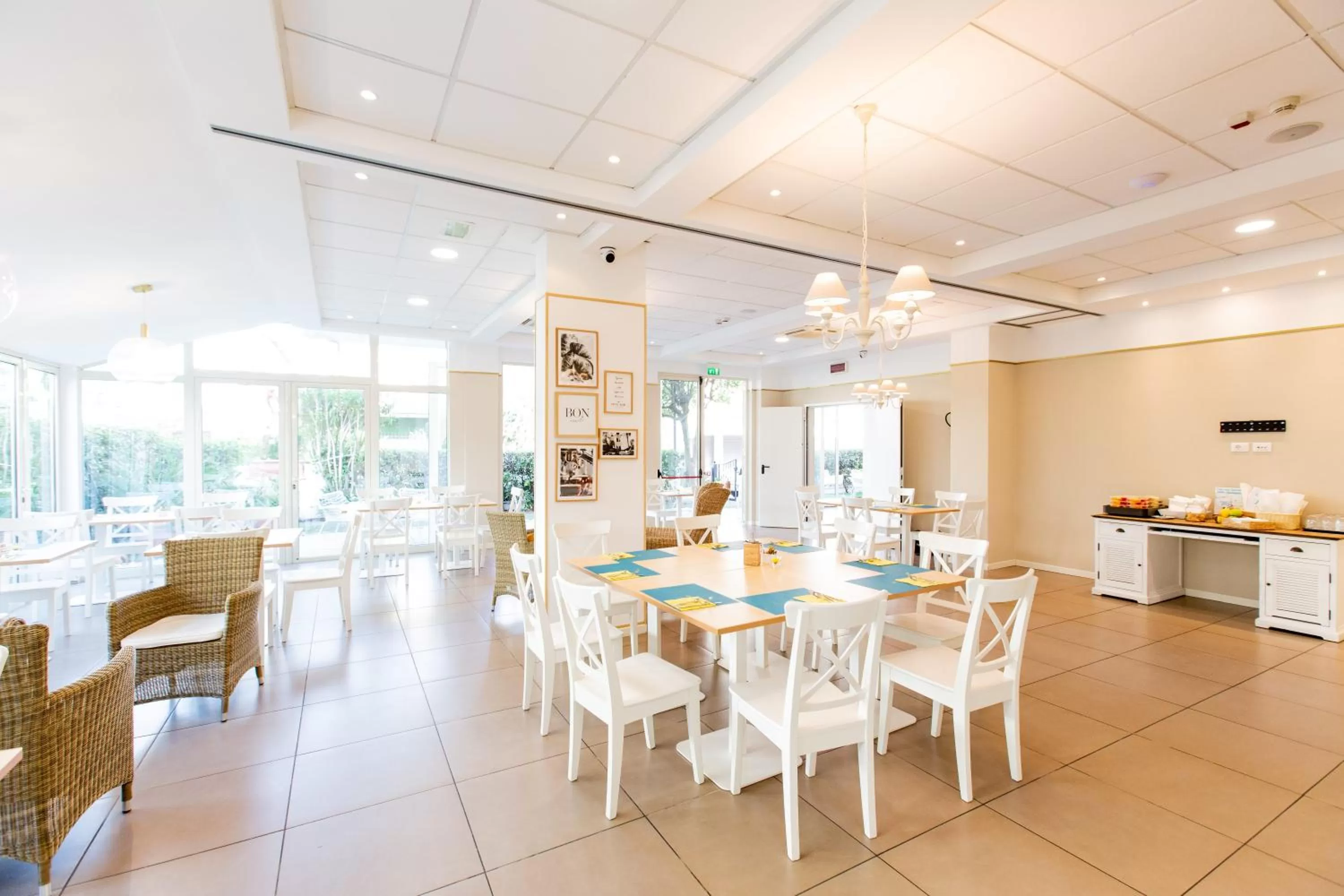 Breakfast in BeYou Hotel Villa Rosa