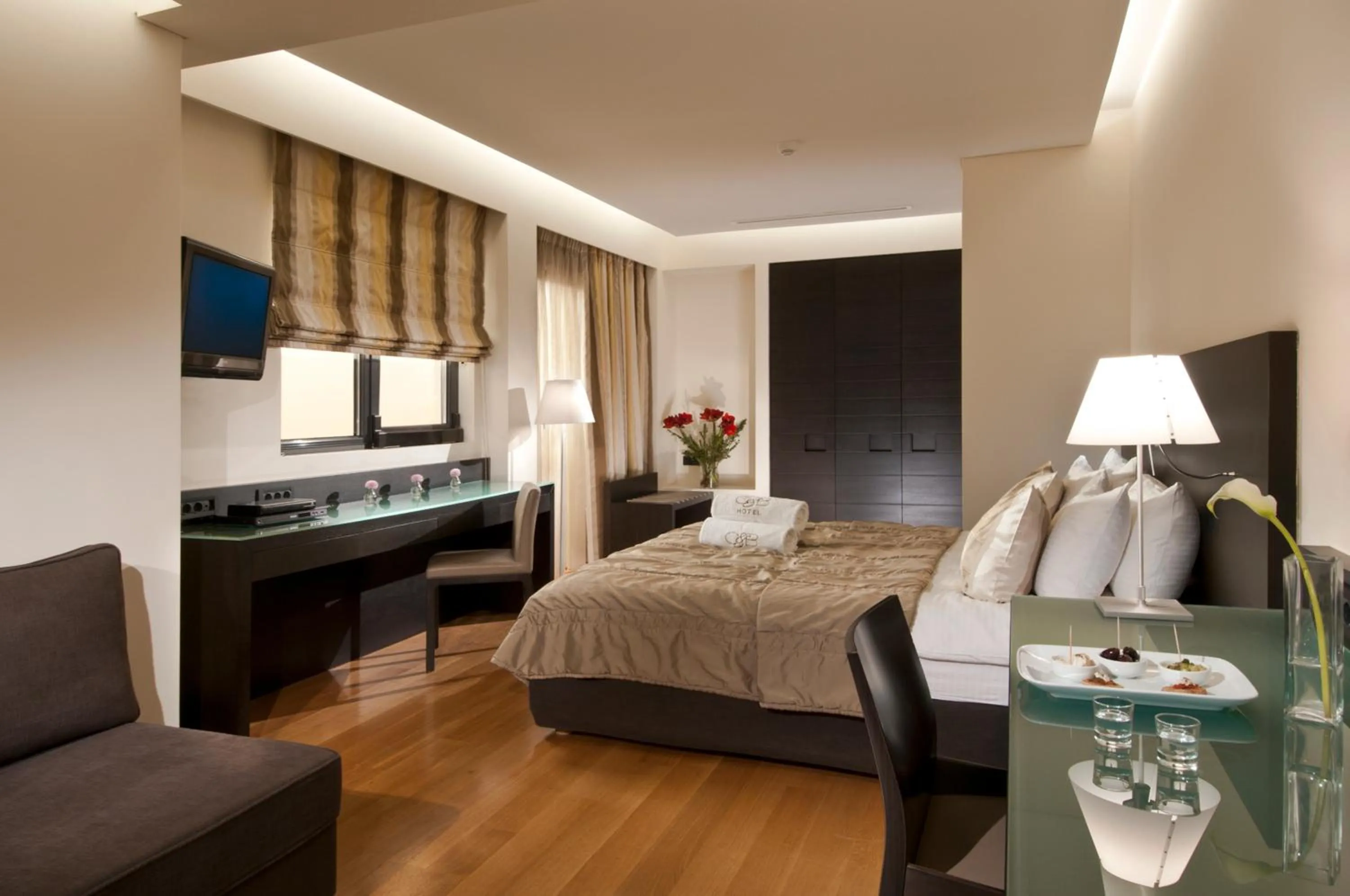 Bedroom, Bed in O&B Athens Boutique Hotel