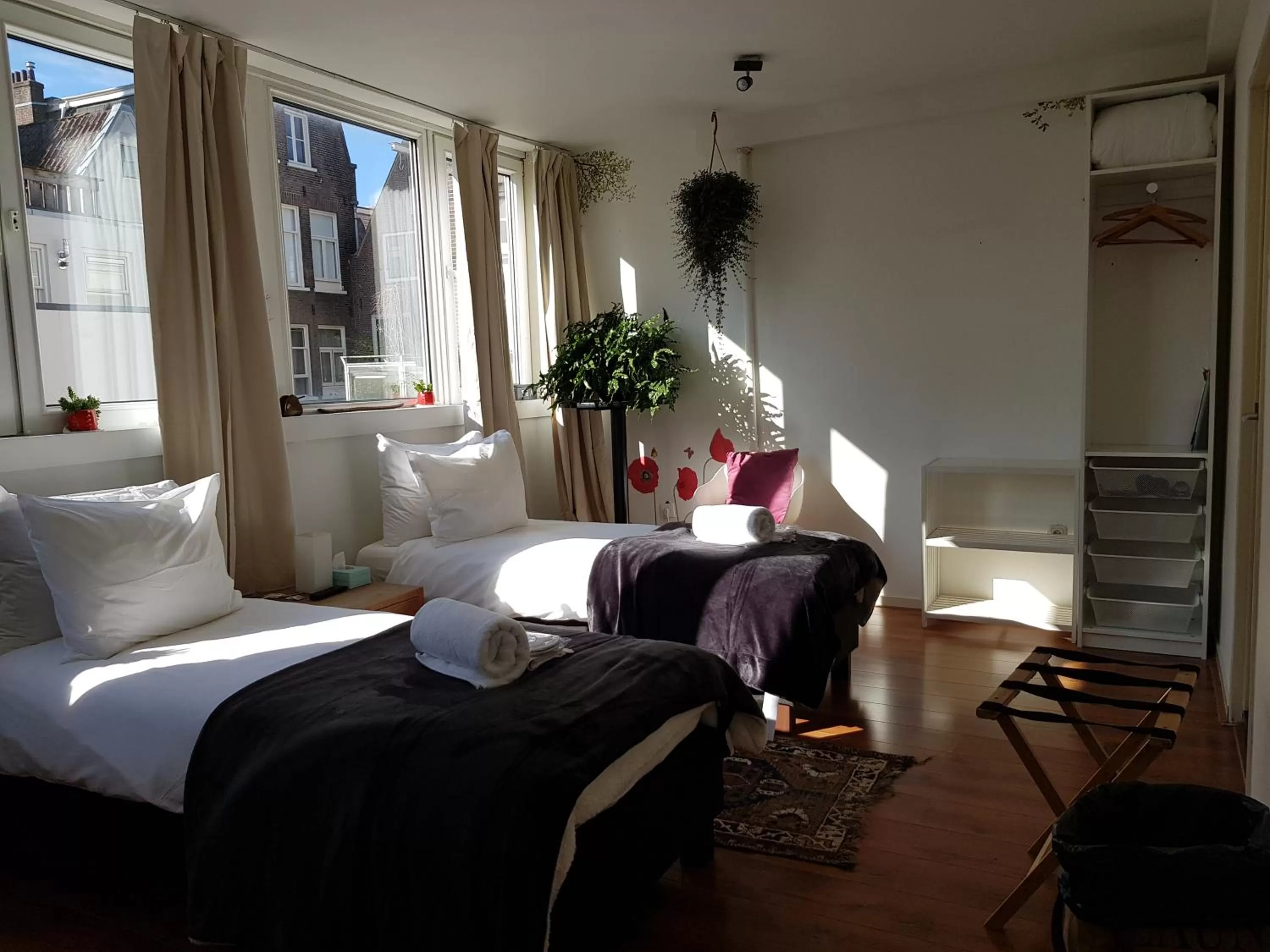 Photo of the whole room, Bed in City Break Amsterdam