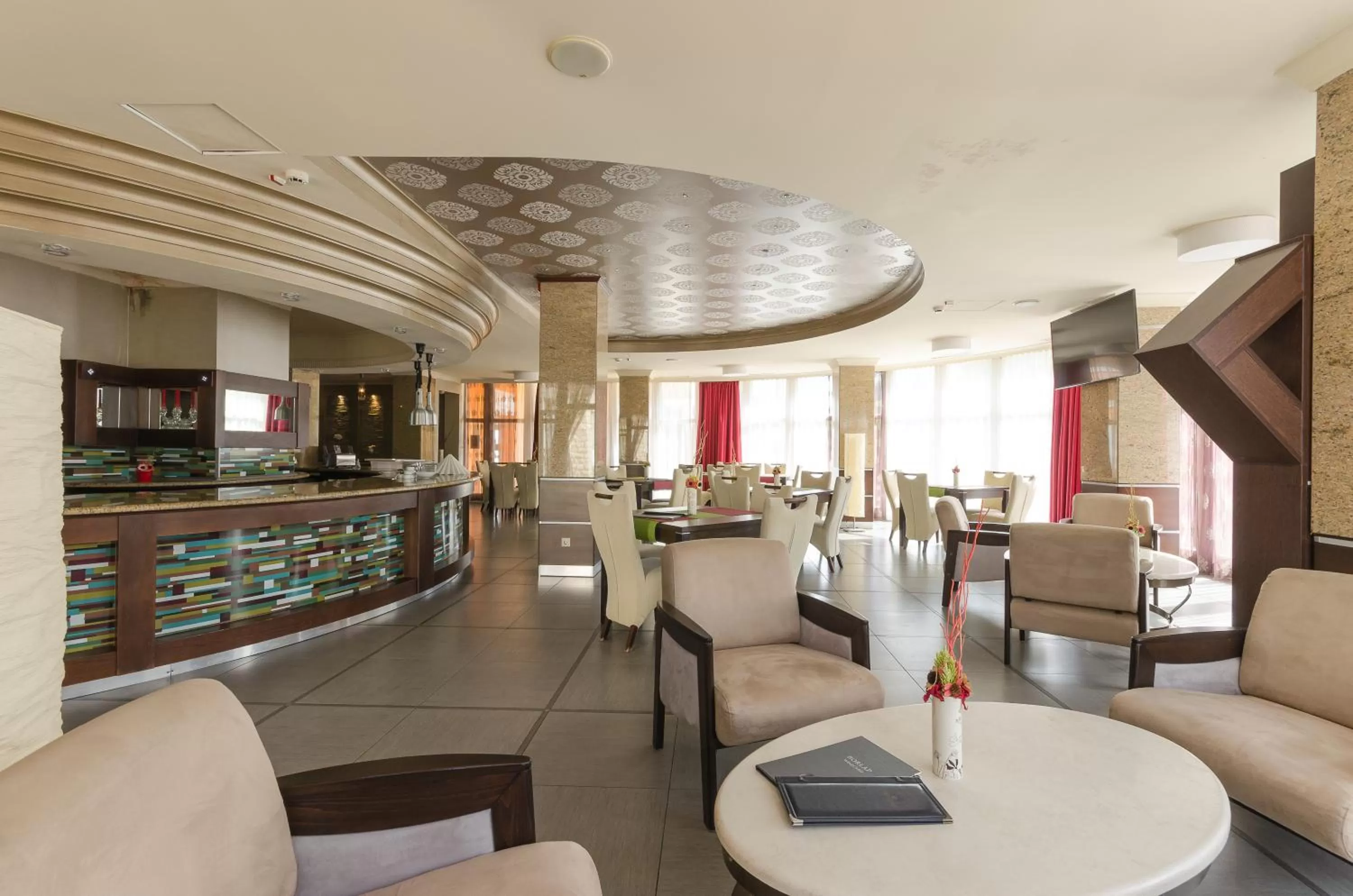 Lounge or bar in Hunguest Hotel Apollo