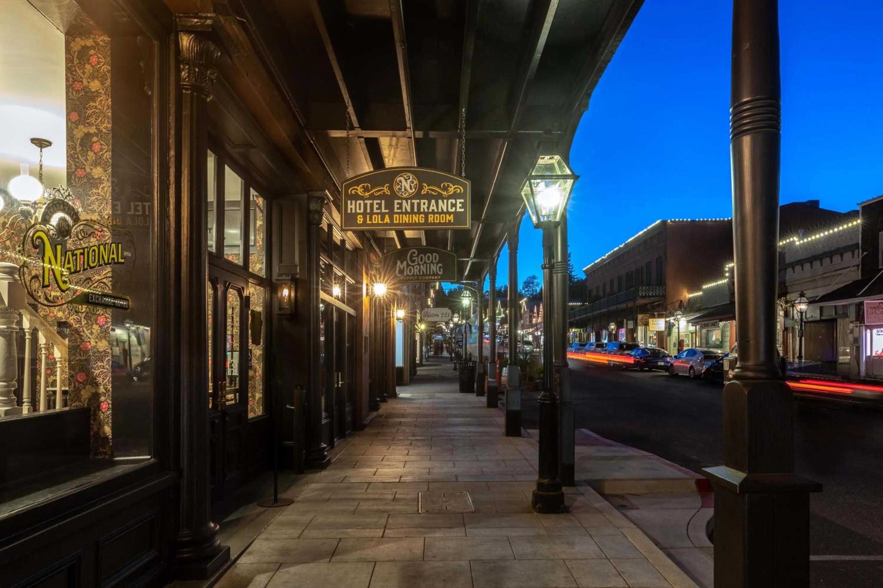 Property building in National Exchange Hotel