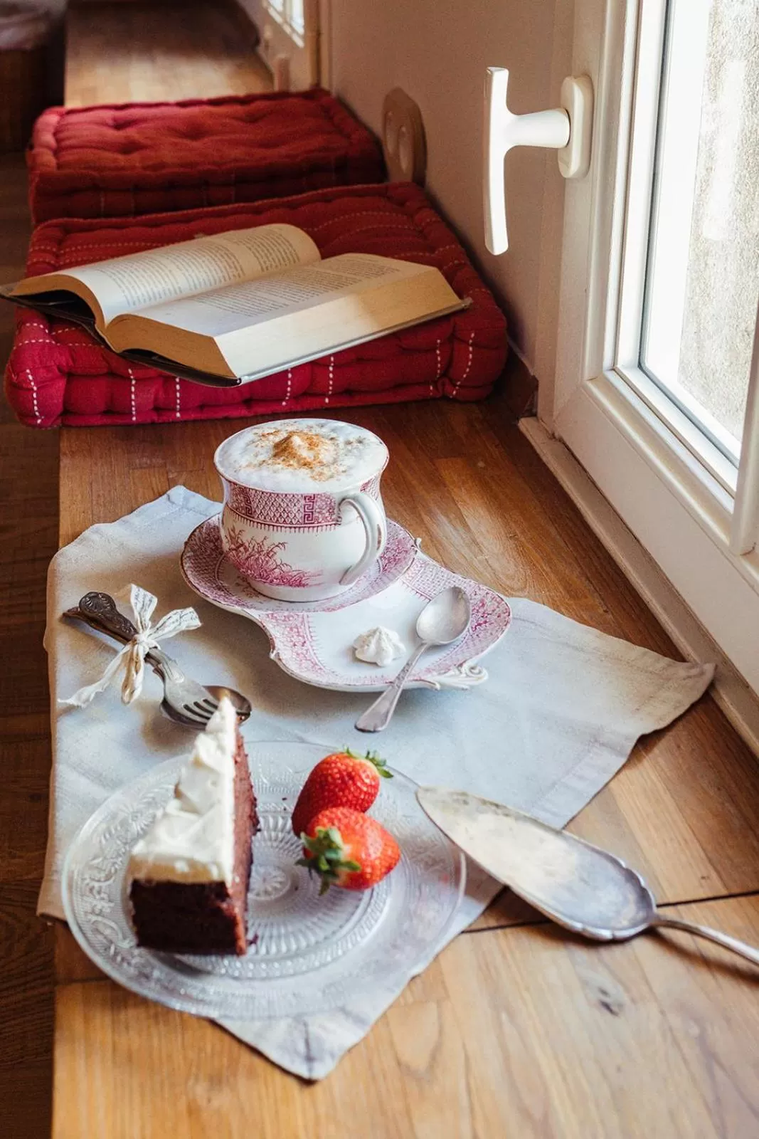 Food and drinks, Bed in Jardí de Ses Bruixes Boutique Hotel