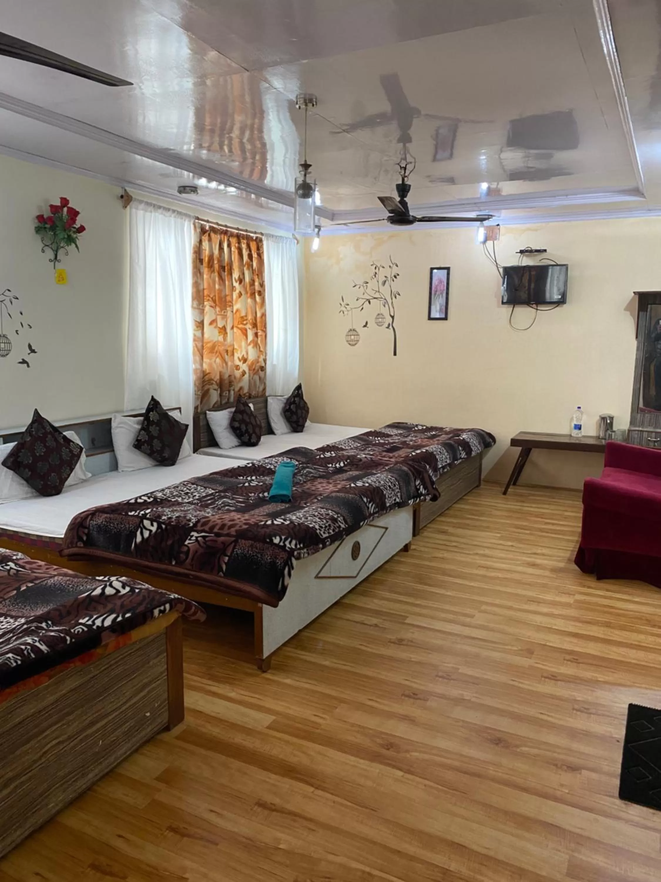 Bed in Hotel Young Mamta