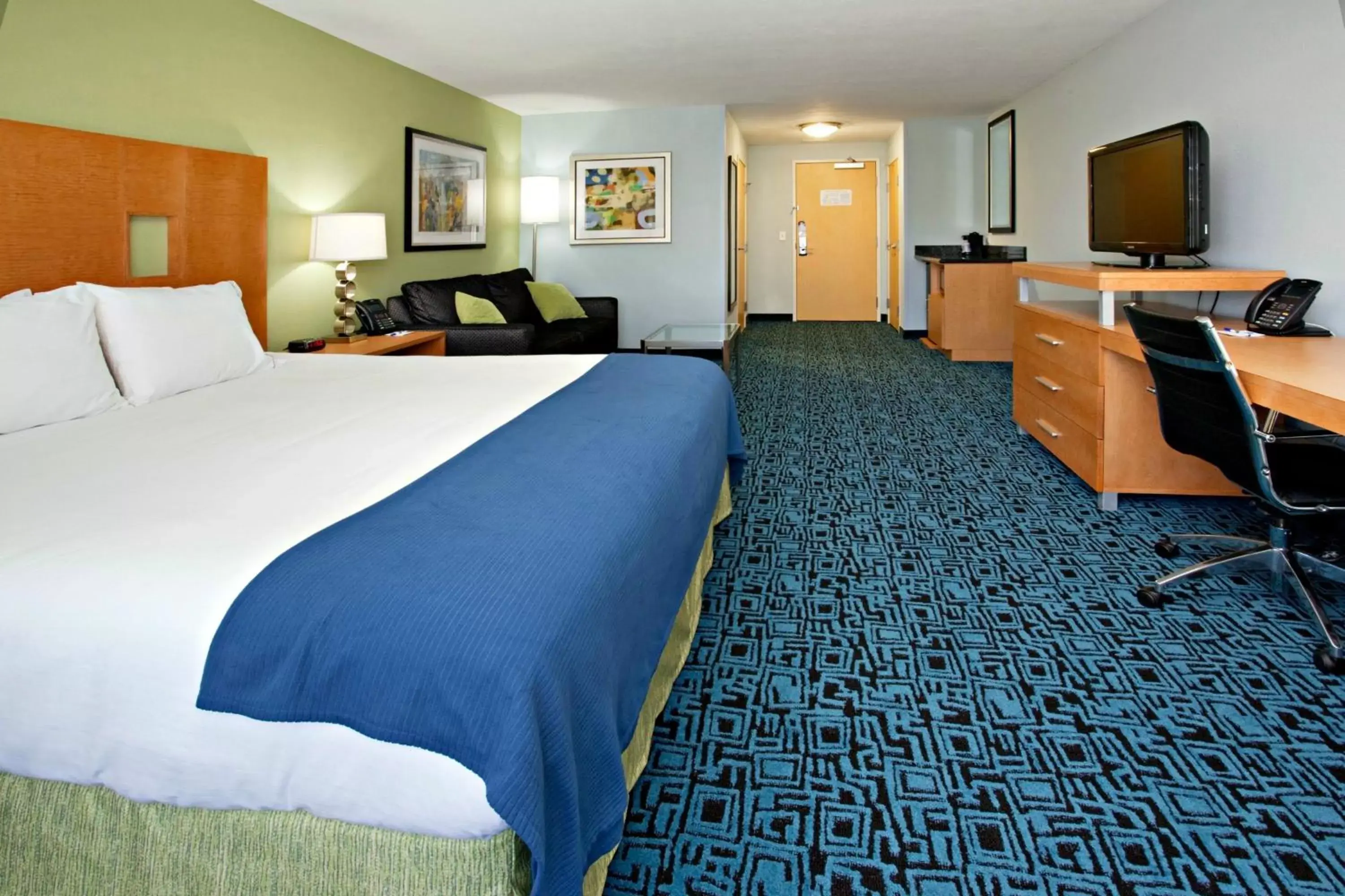 King Room - Hearing Accessible - Non-Smoking in Holiday Inn Express Hotel & Suites Rock Springs Green River by IHG King Room - Hearing Accessible - Non-Smoking in Holiday Inn Express Hotel & Suites Rock Springs Green River by IHG