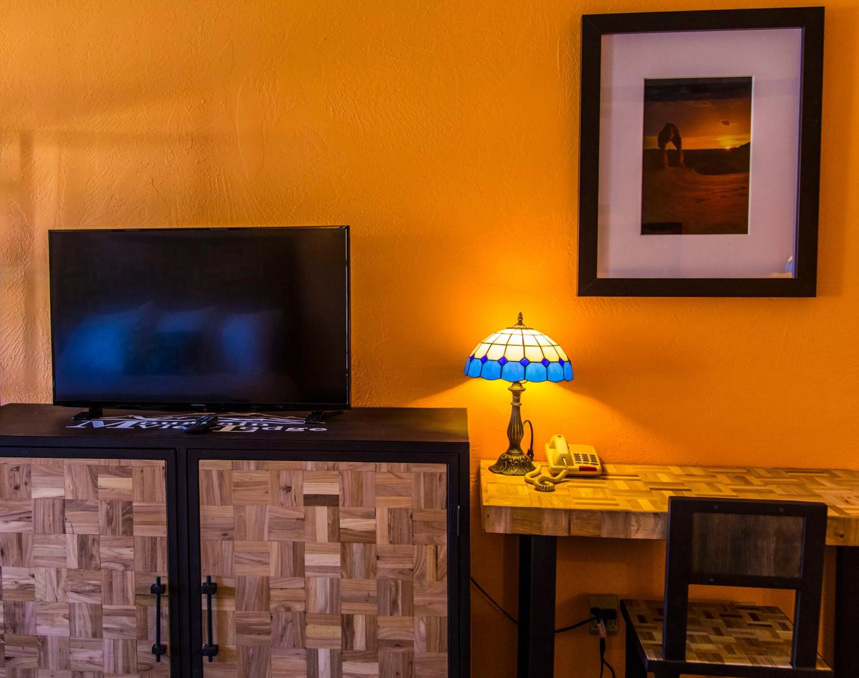 TV and multimedia in Mountain View Lodge