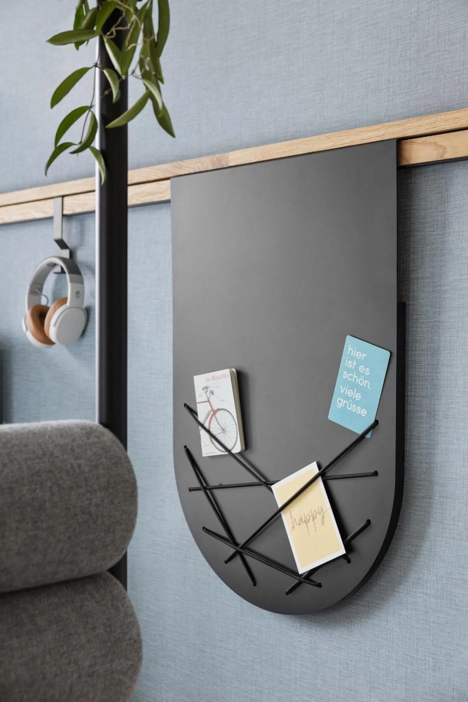 hair dresser in Stay KooooK Bern City - Online Check In