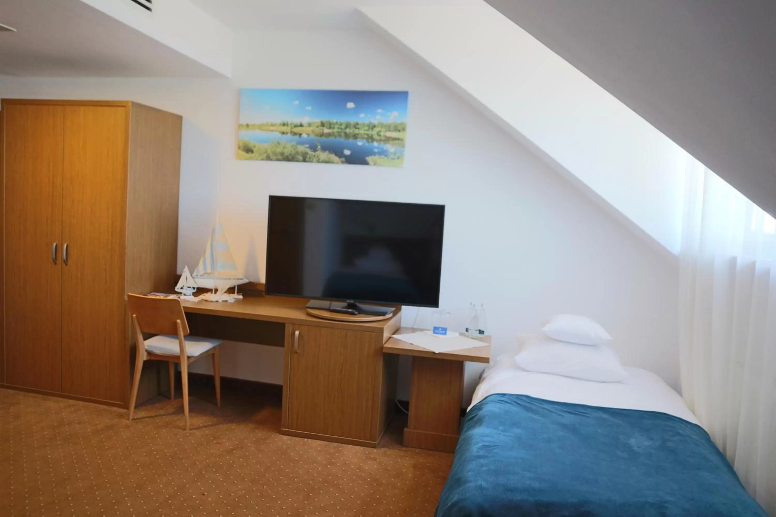 Bed in HOTEL CICHA WODA NIEPORĘT