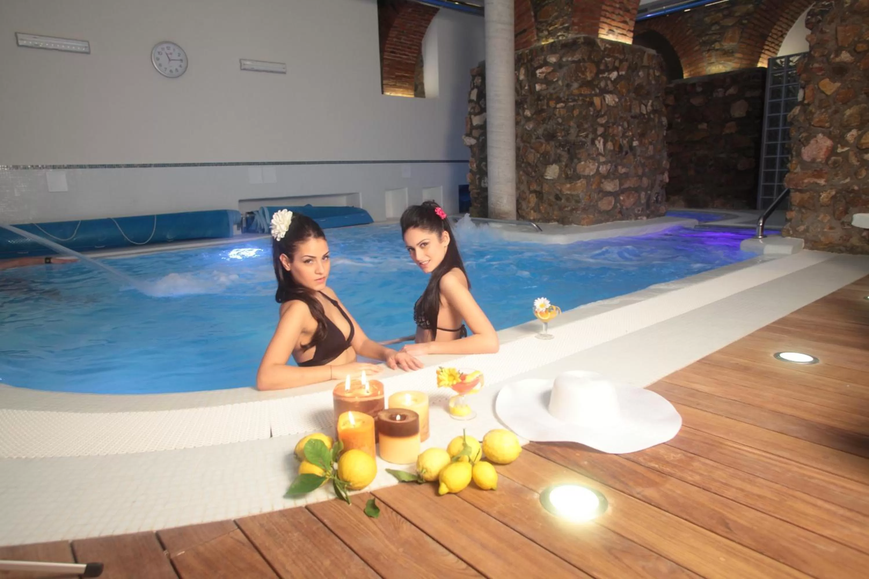 Hot Tub in Hotel La Margherita & SPA