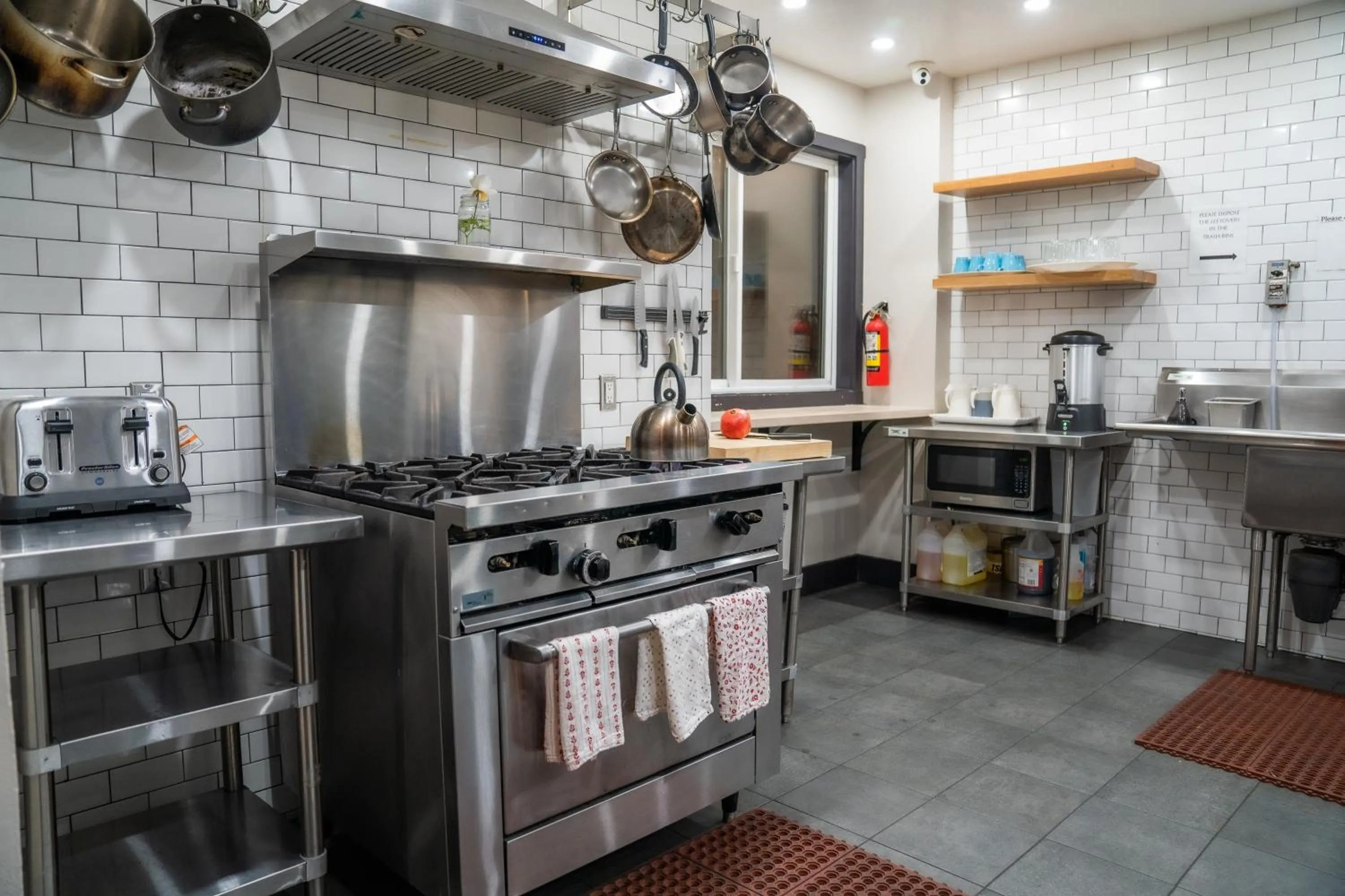Communal kitchen in Amsterdam Hostel