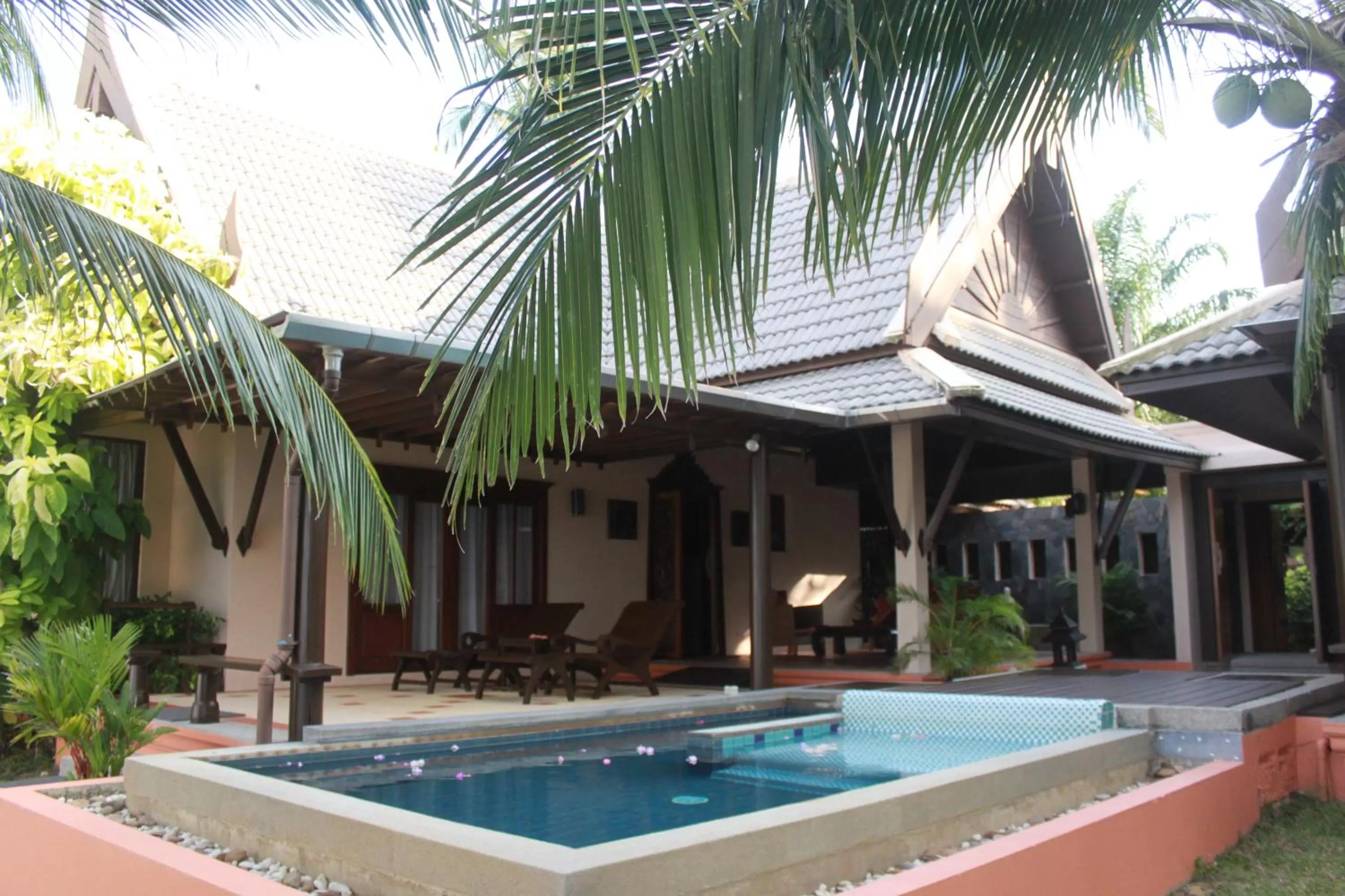 Swimming pool in Mukdara Beach Villa & Spa Resort