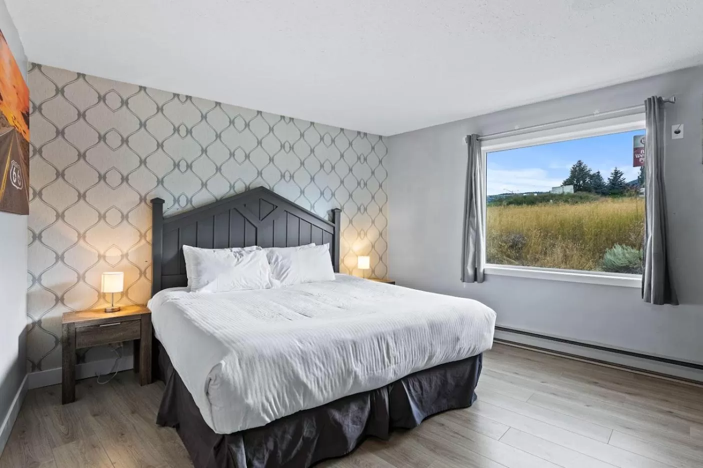 Bed in The Vista Inn