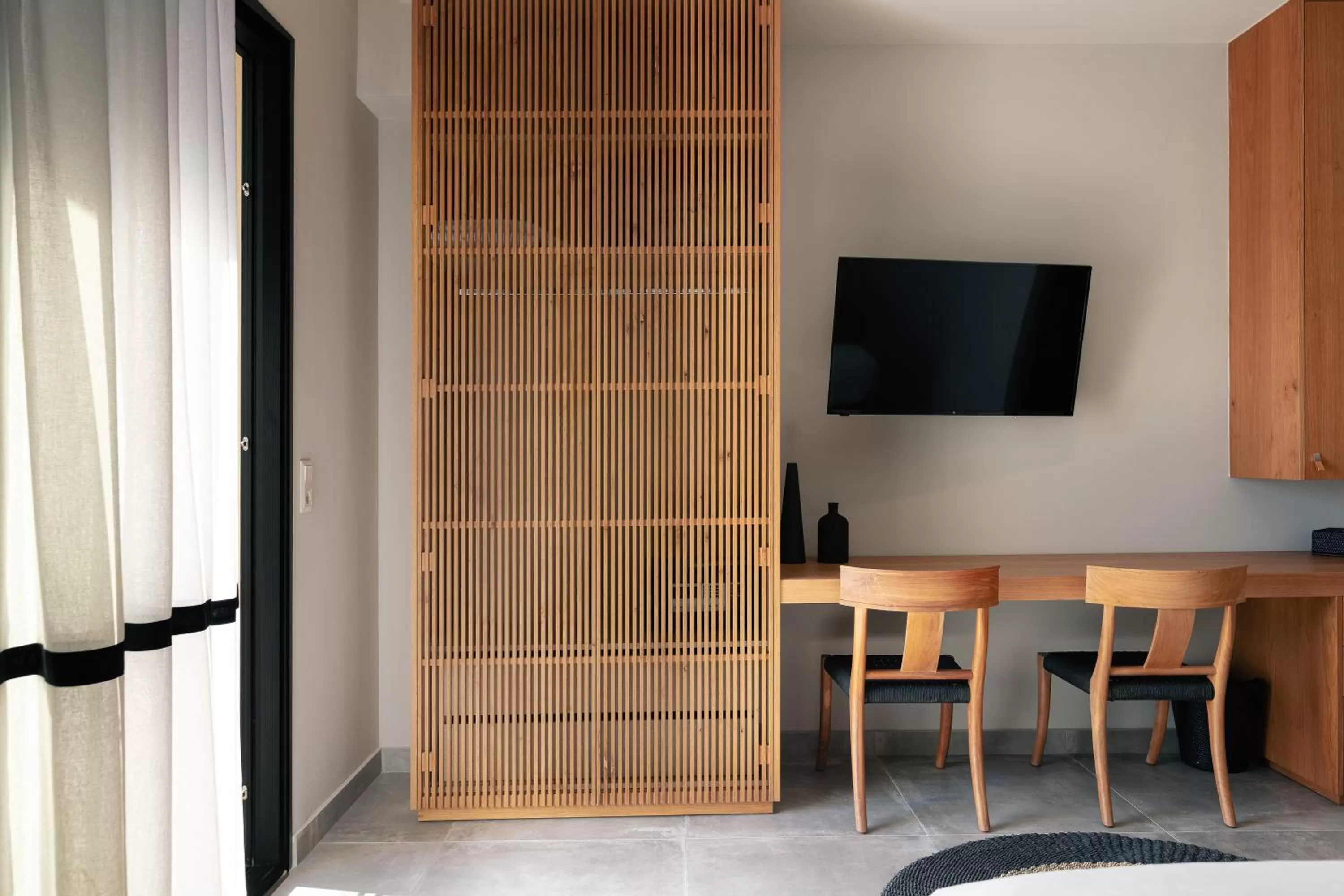 wardrobe in Chapter 02 Gallery Suites - ex GD Gallery Suites