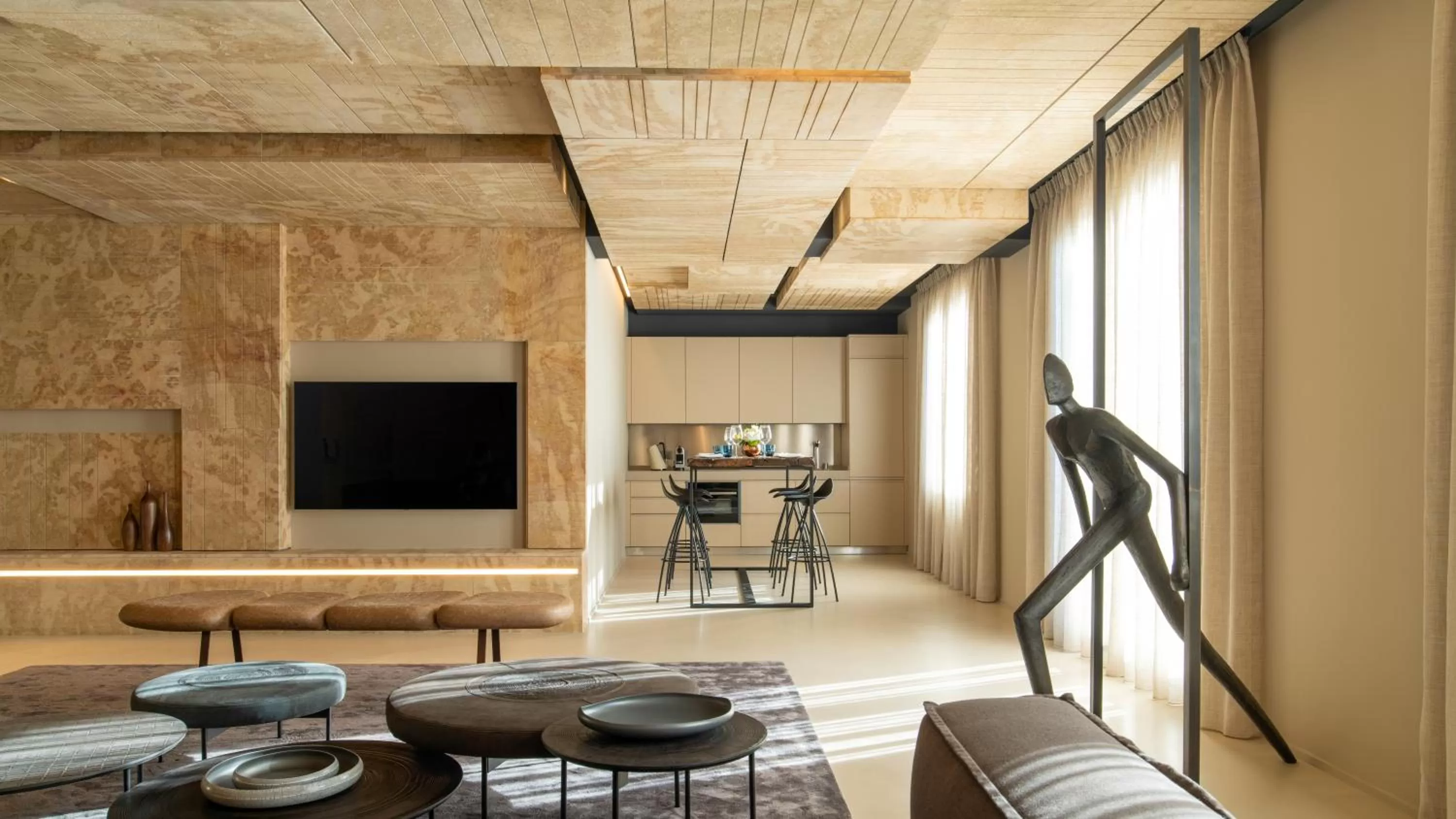 TV and multimedia in Iniala Harbour House