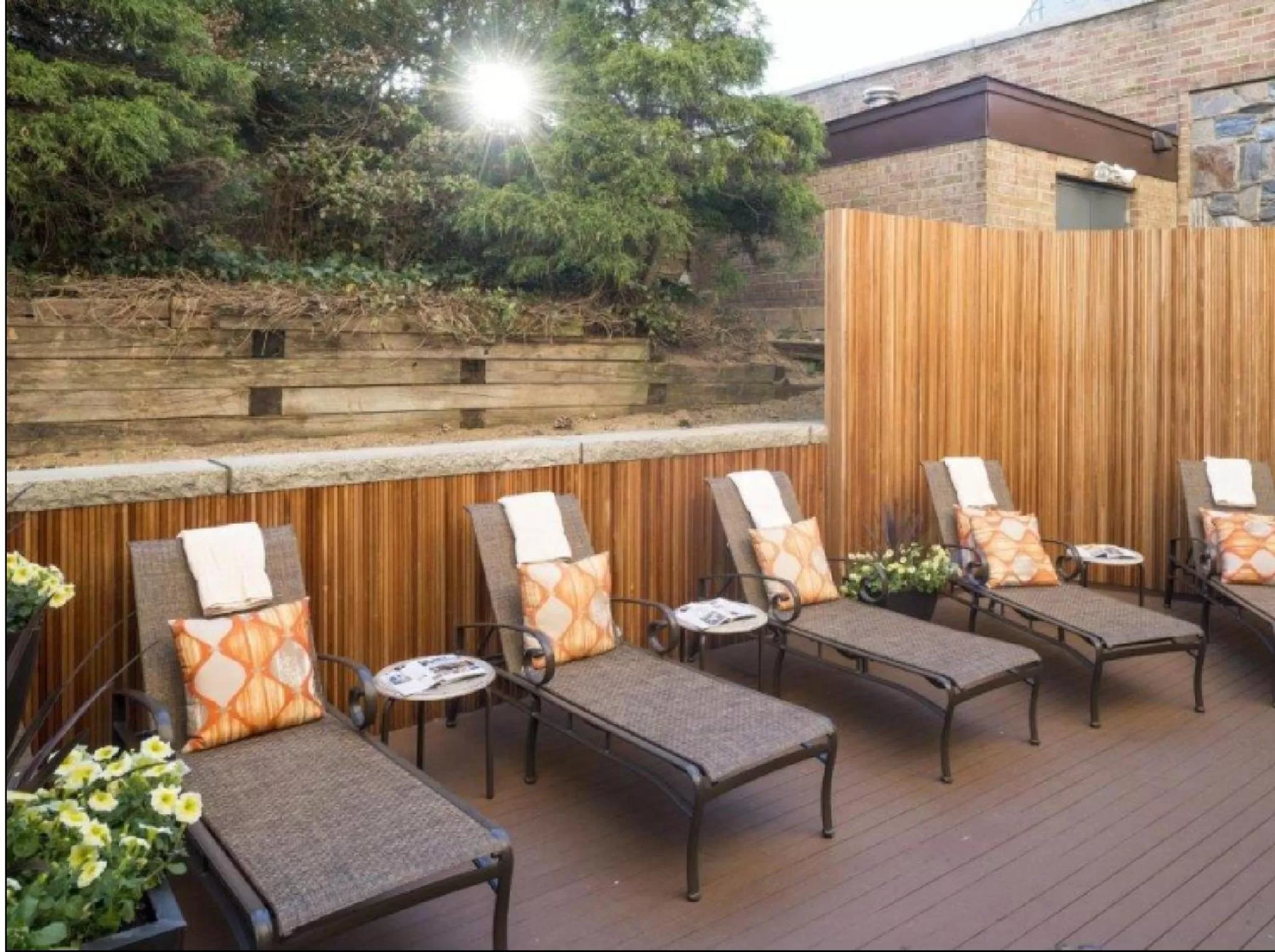 Swimming pool in Garden City Hotel