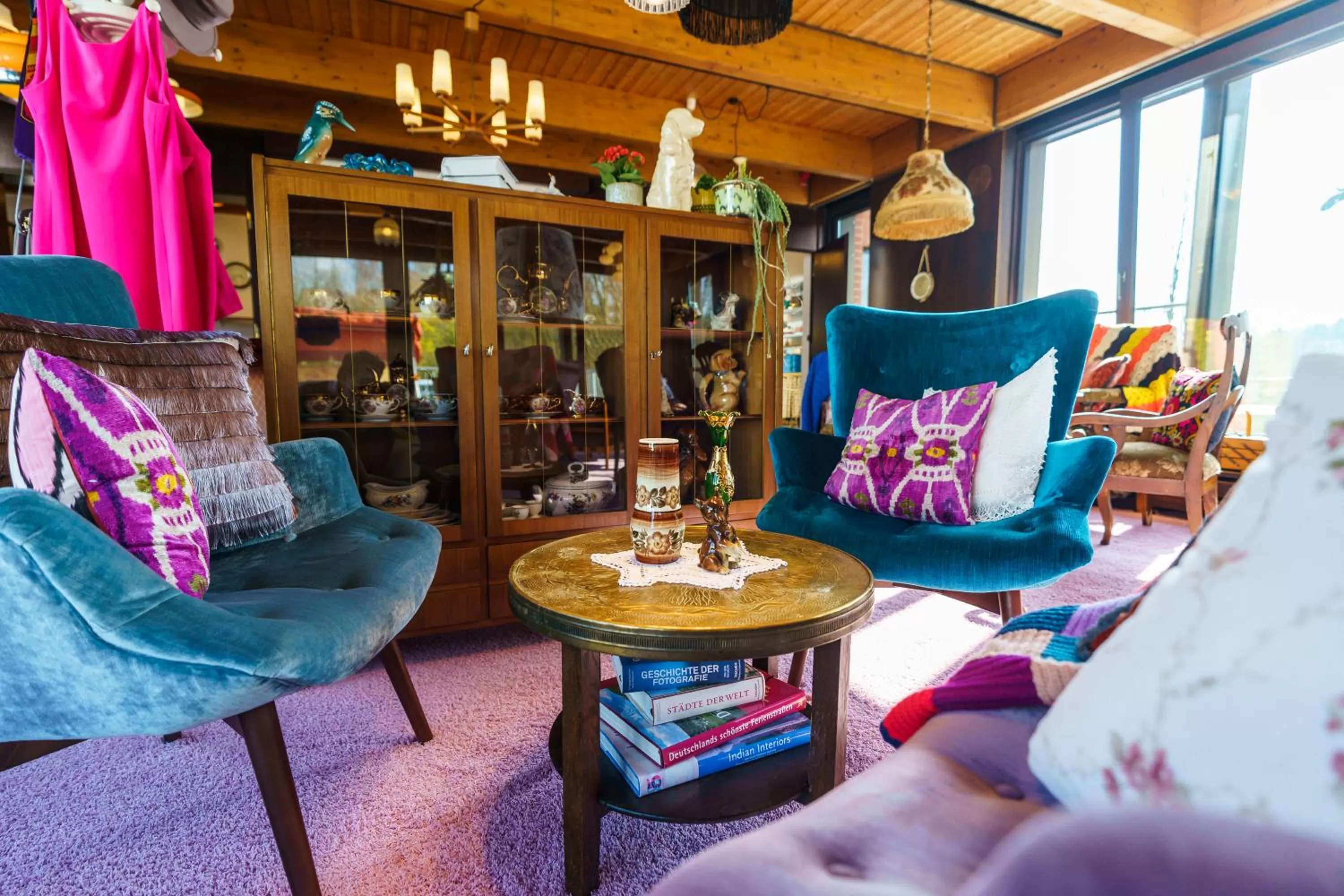 Staff in Tante ALMA's Bonner Hotel