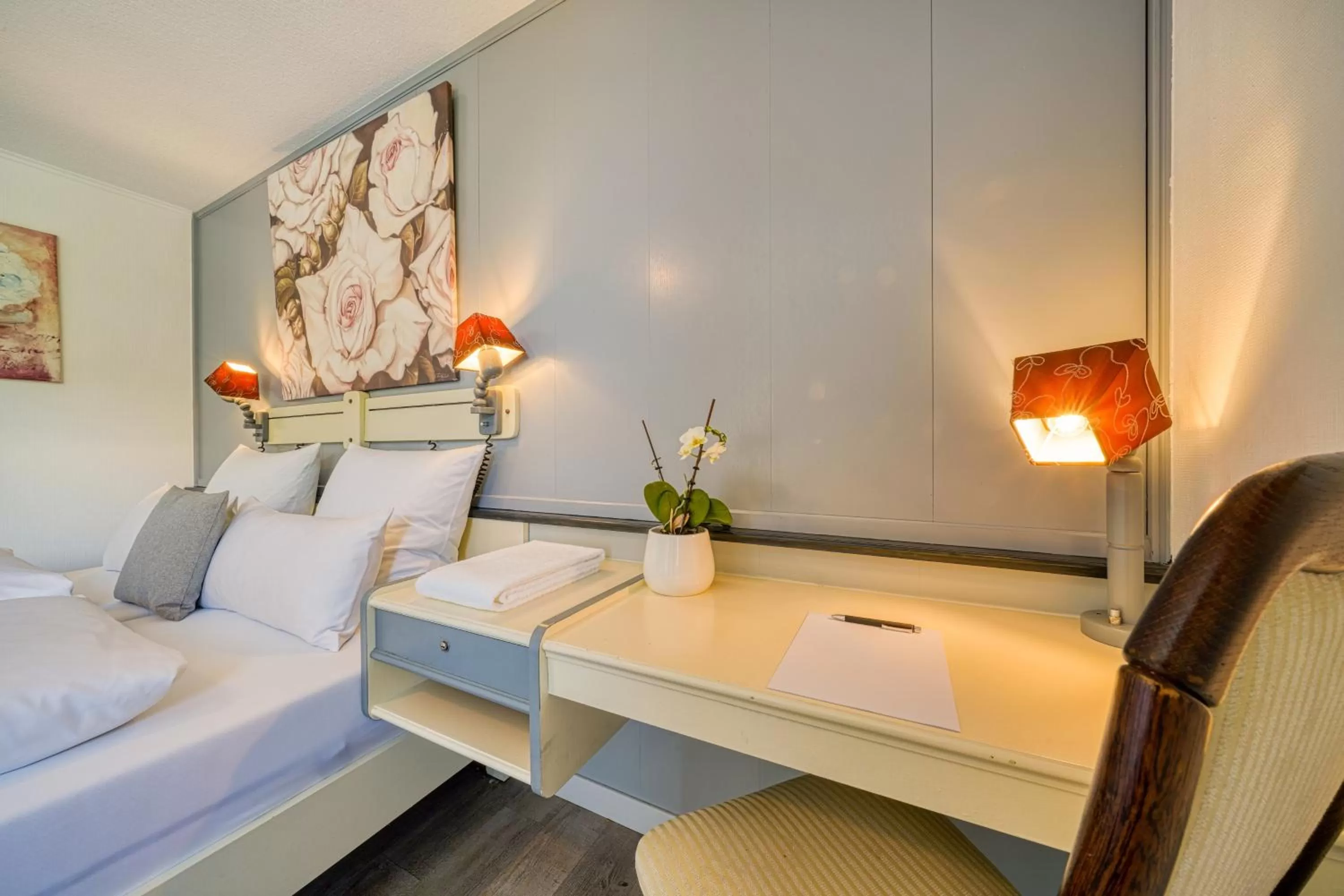 Photo of the whole room, Bed in Hotel Seeblick Försterhaus