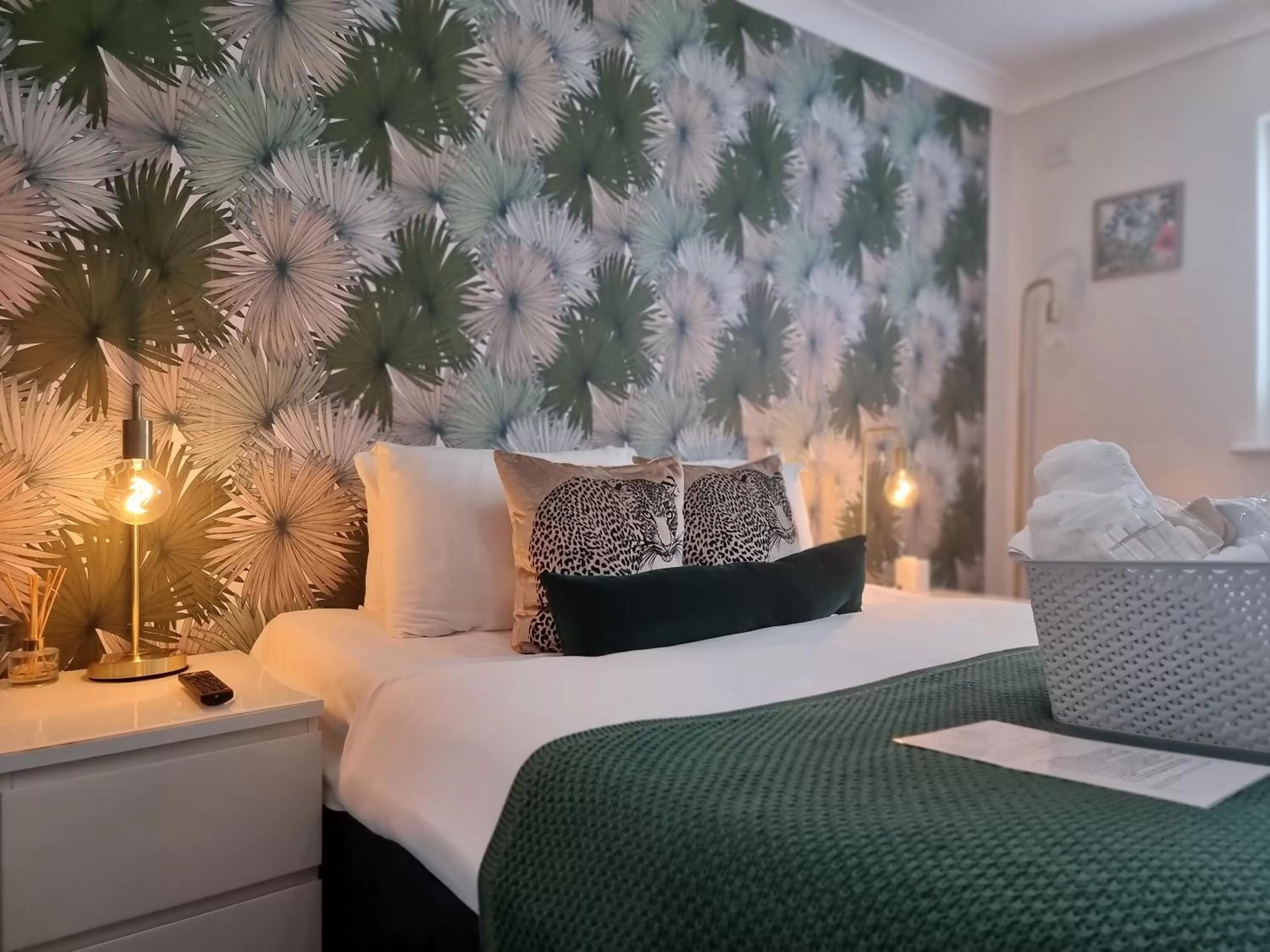 Bed in The Ashleigh - Dog Friendly