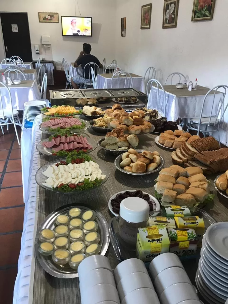 Breakfast in Hotel Montanus