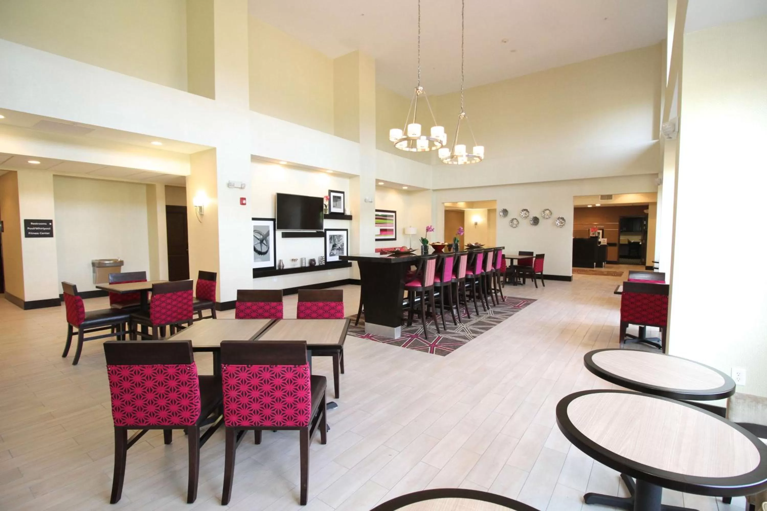 Lobby or reception in Hampton Inn and Suites Sandusky/Milan