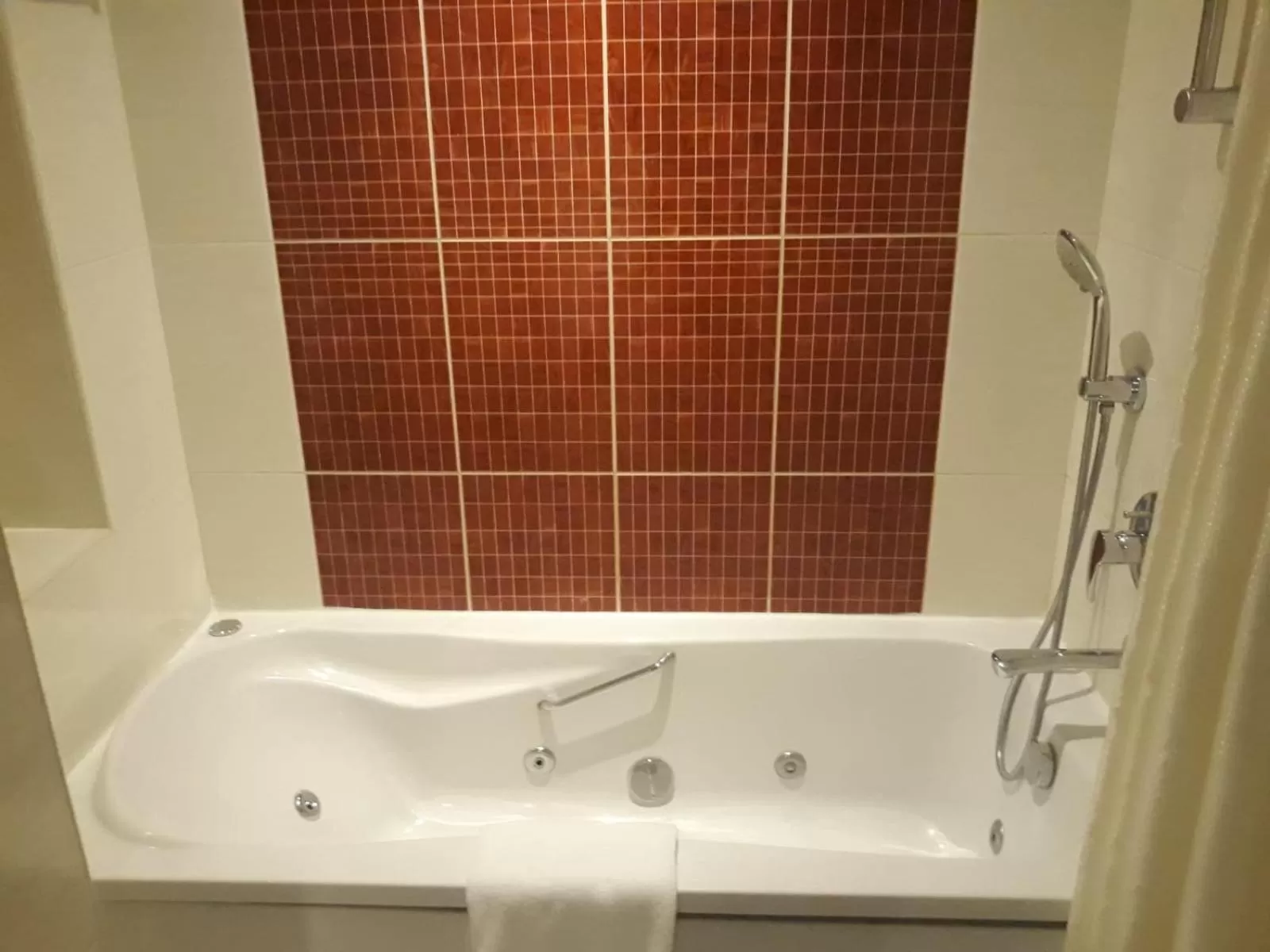 Bathroom in Kuwait Grand Hotel