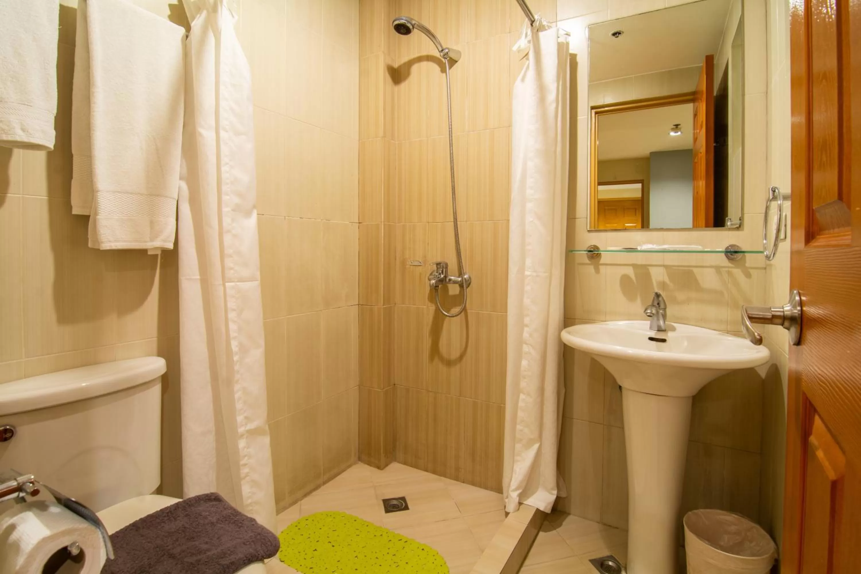 Shower in Festive Hotel Makati