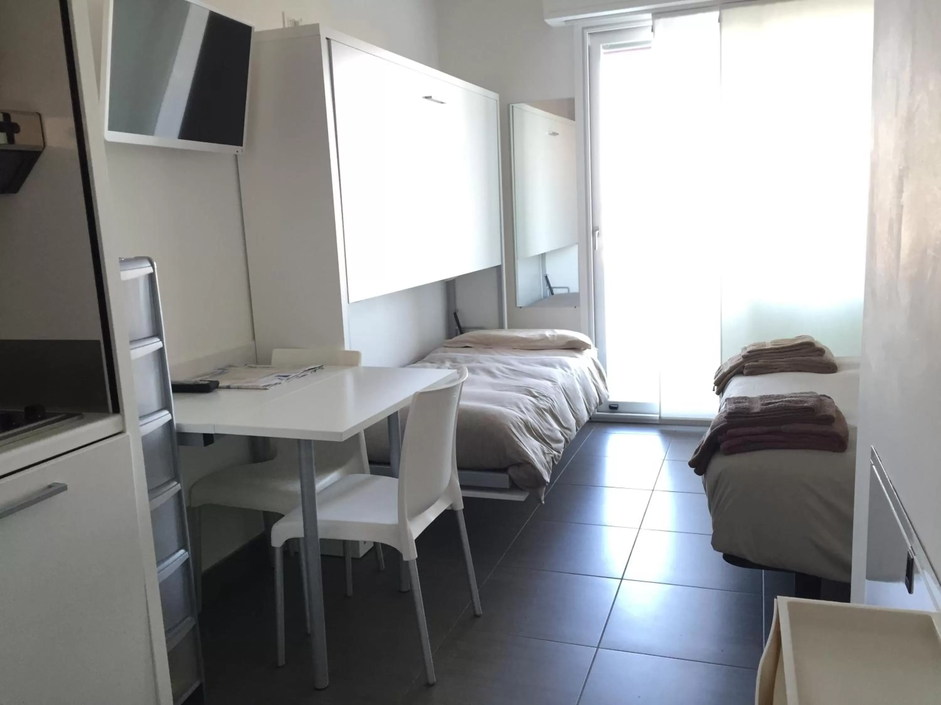 Photo of the whole room, Bed in Residence La Nave