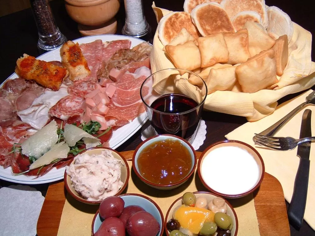 Meals, Food in Albergo Ristorante La Torretta