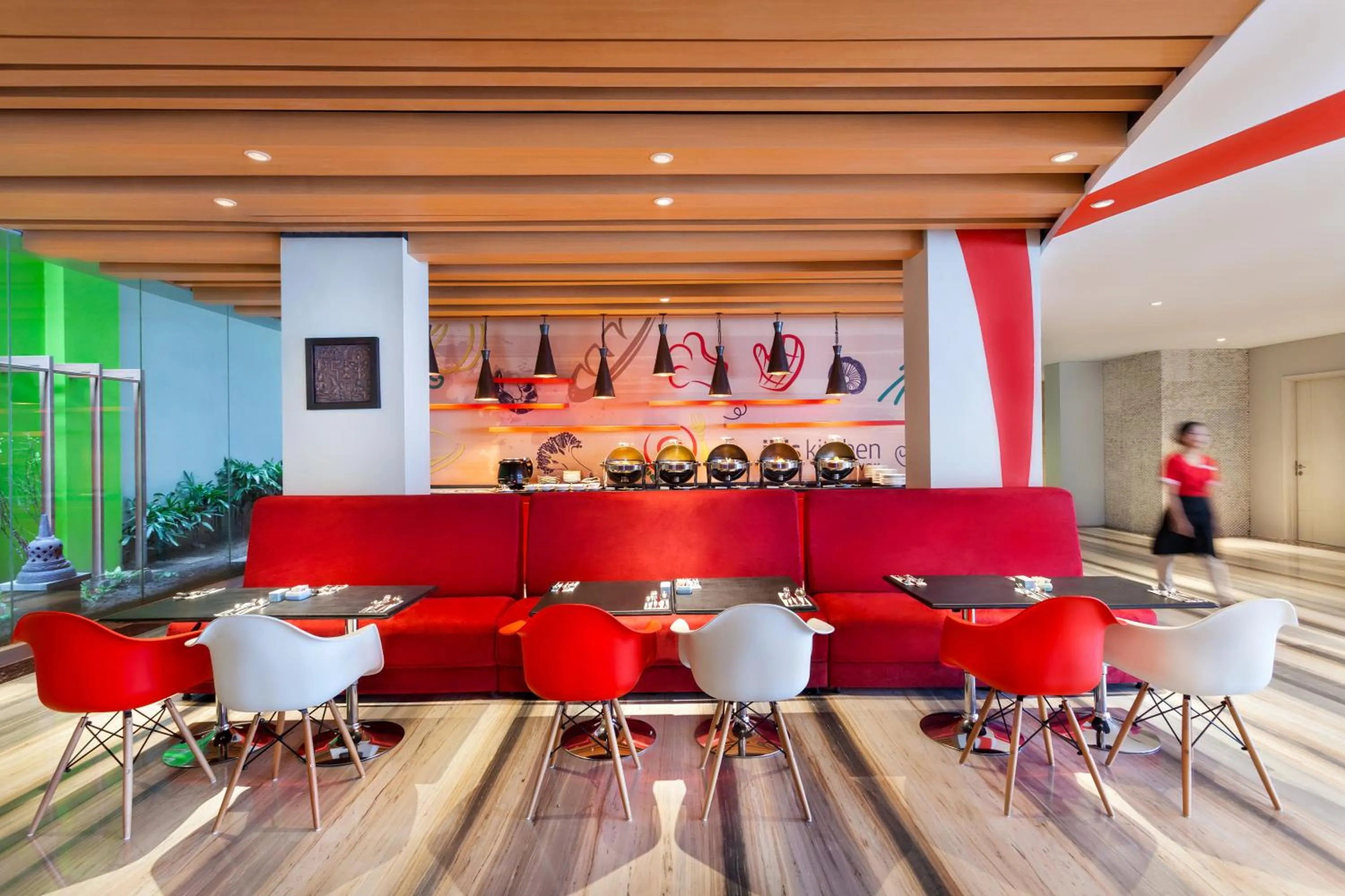 Restaurant/places to eat in ibis Yogyakarta Adi Sucipto