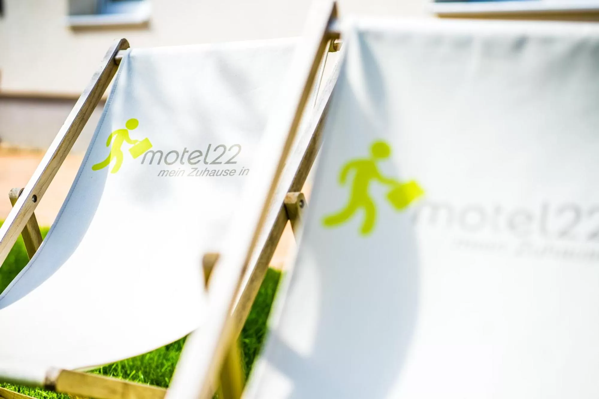 Logo/Certificate/Sign in motel22 Parkplatz inklusive