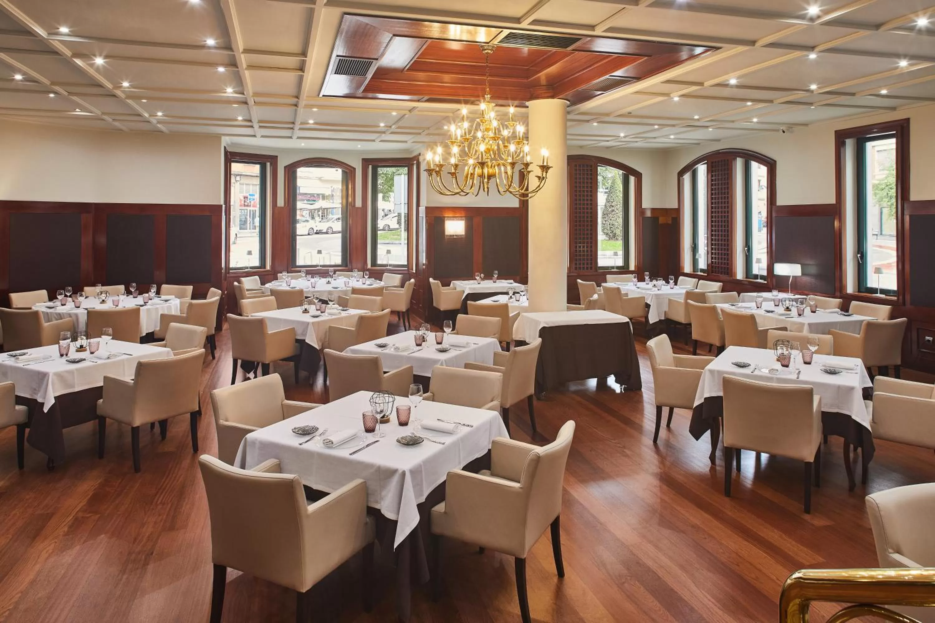 Restaurant/places to eat in Hotel Silken Indautxu