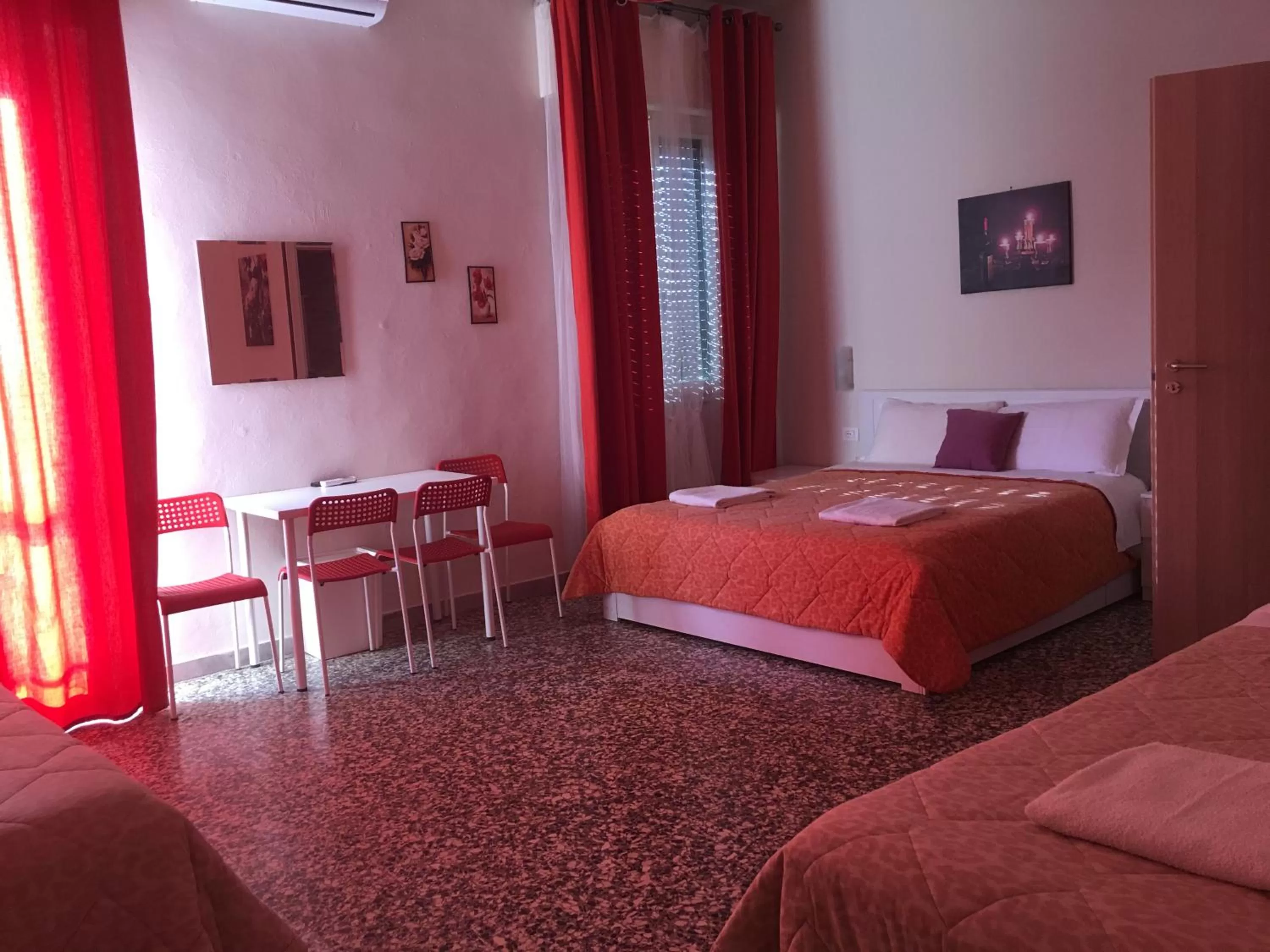 Bathroom, Bed in Aliante B&B