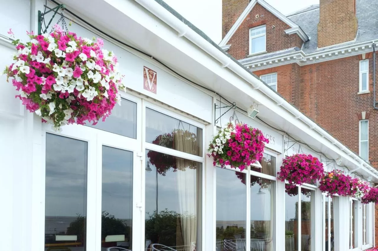 Day in Hotel Victoria