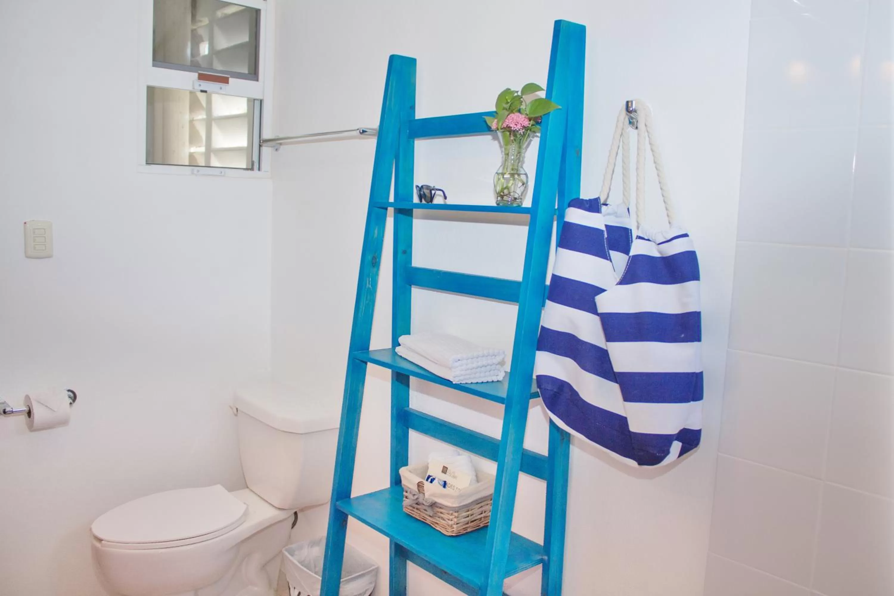 Shower in Hotel Villas Colibrí Suites & Bungalows