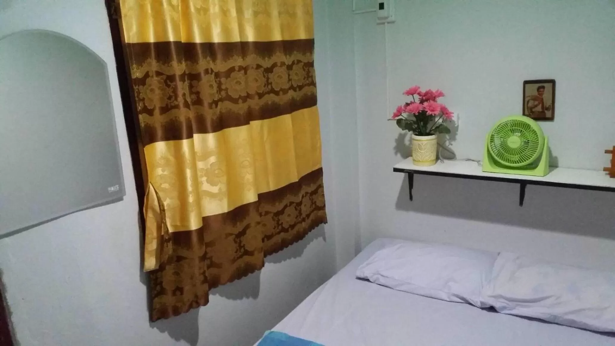 Bed in Adchara Mansion