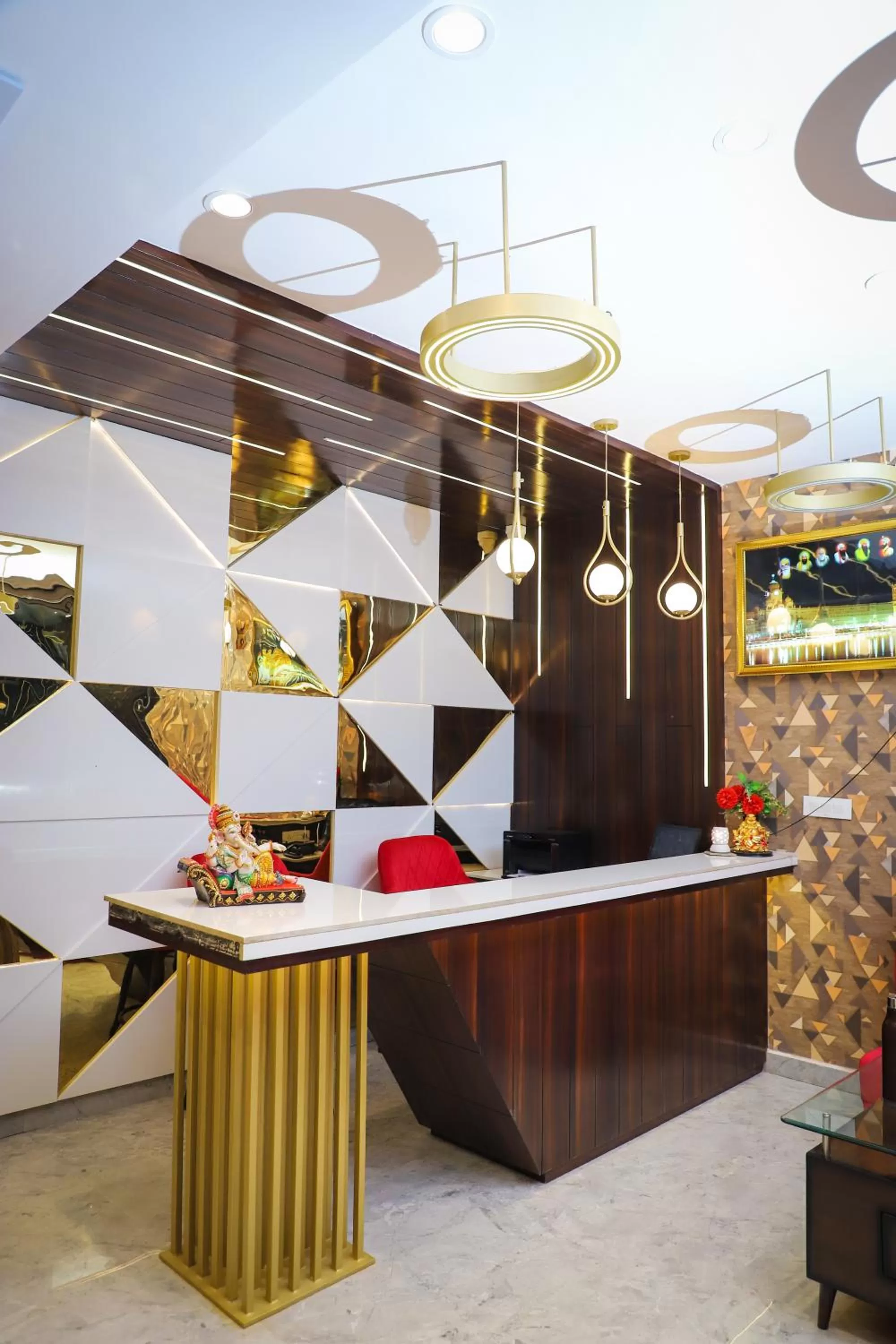 Lobby or reception in Hotel Dream Town By Cozy Hotels & Resorts