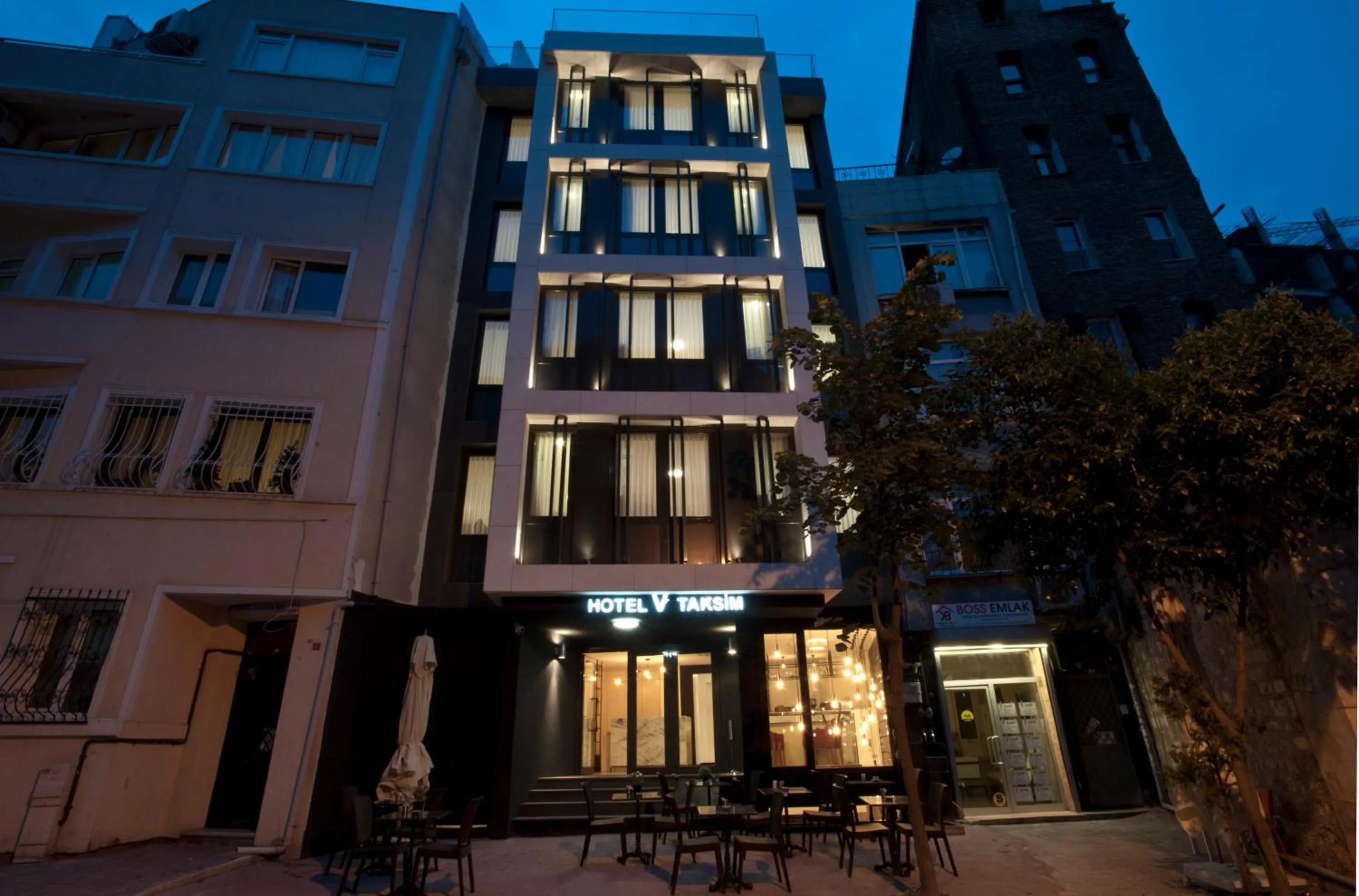 Property building in Taksim Hotel V Plus