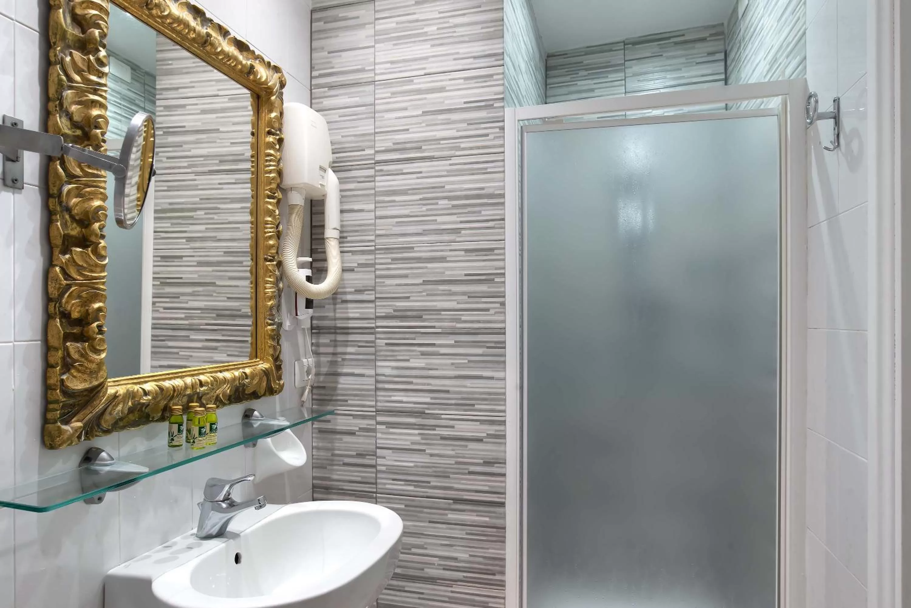 Bathroom in Hotel Machiavelli Palace