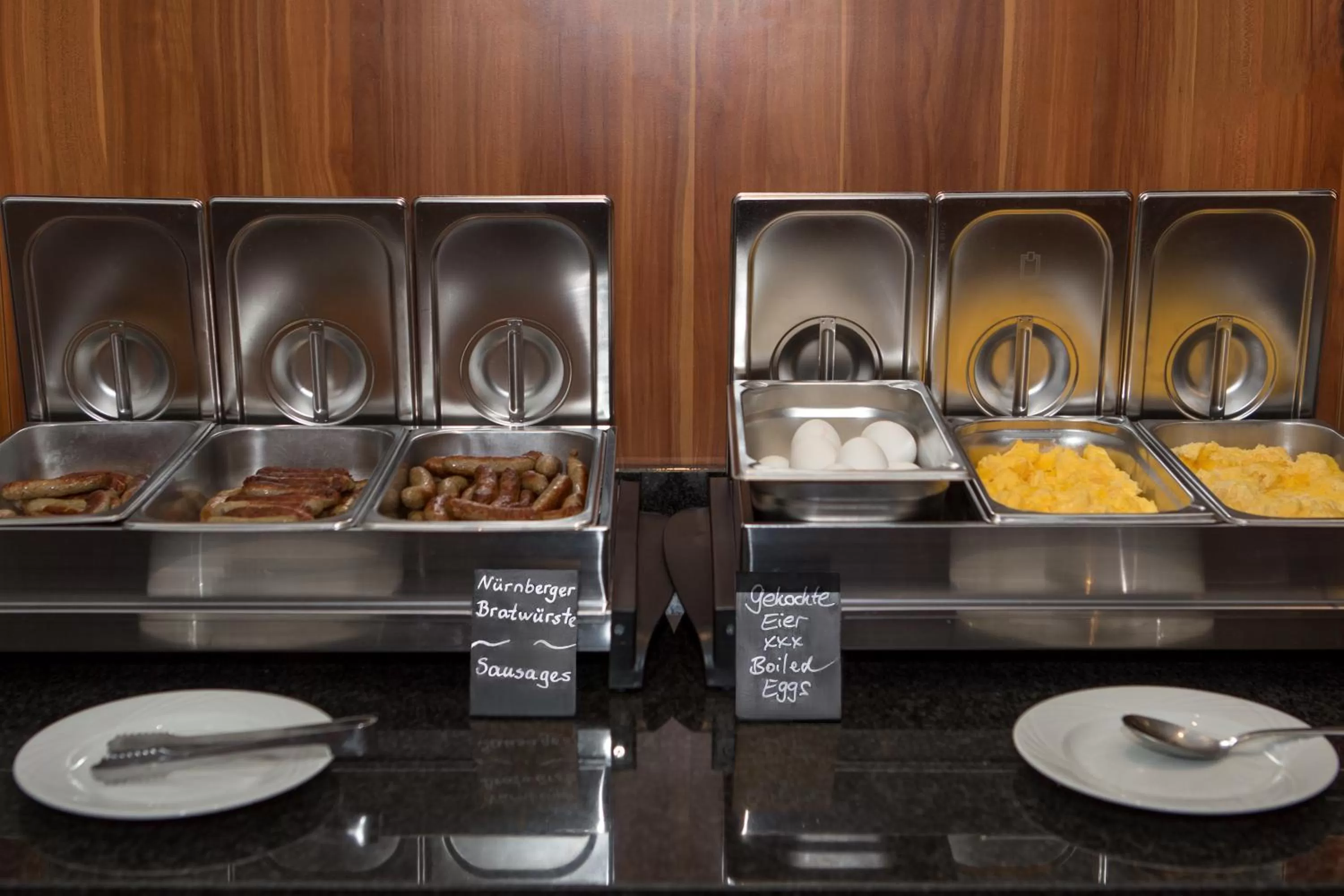 Breakfast in INVITE Hotel an der Kaiserburg